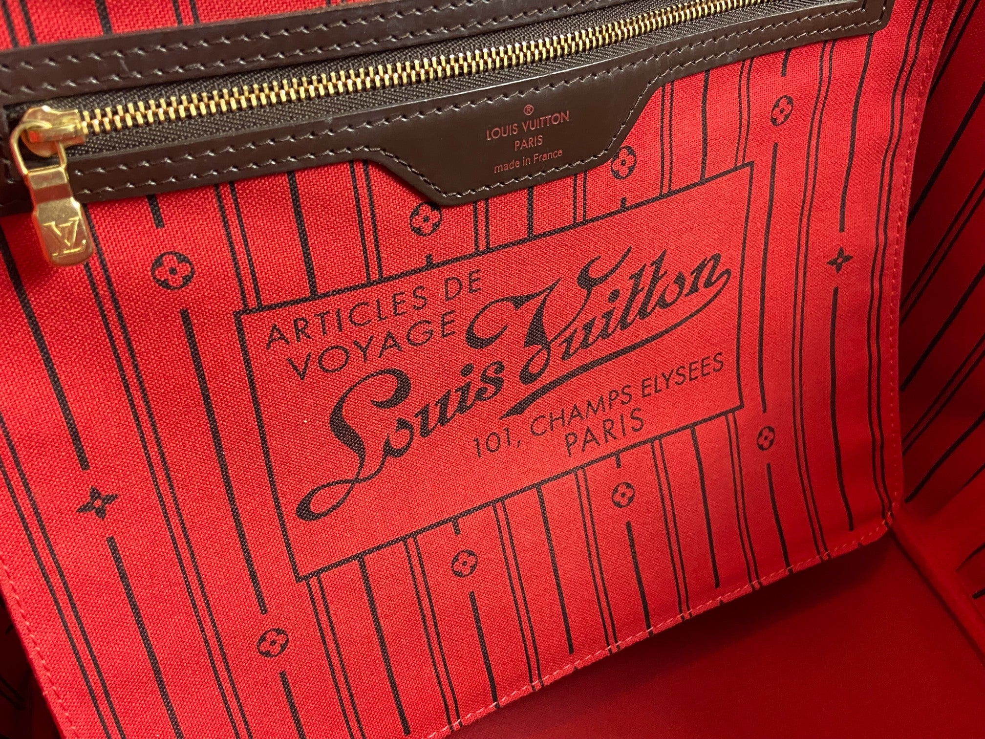 Louis Vuitton Neverfull MM Damier Ebene Canvas