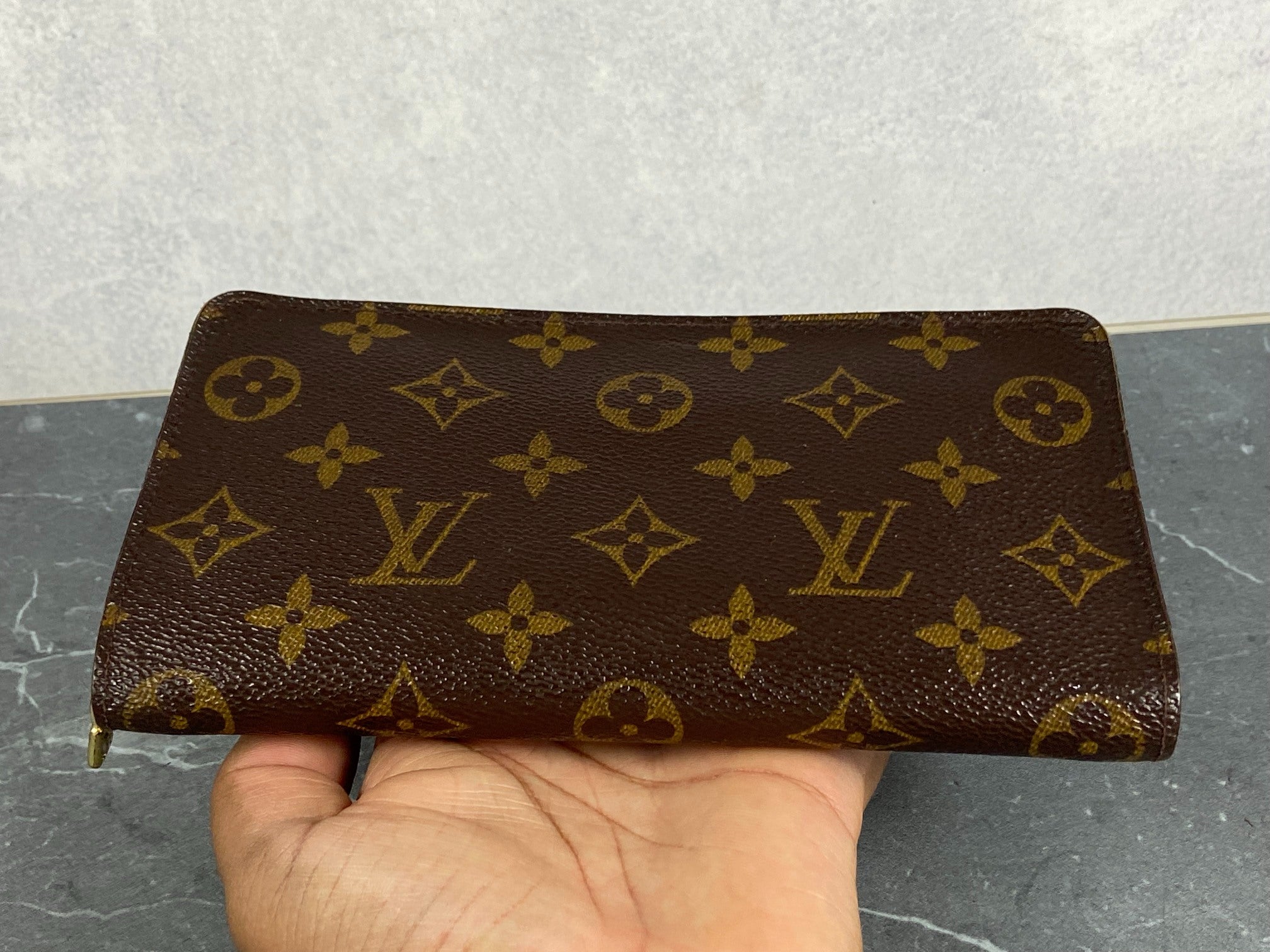Louis Vuitton Zippy Wallet Monogram Canvas