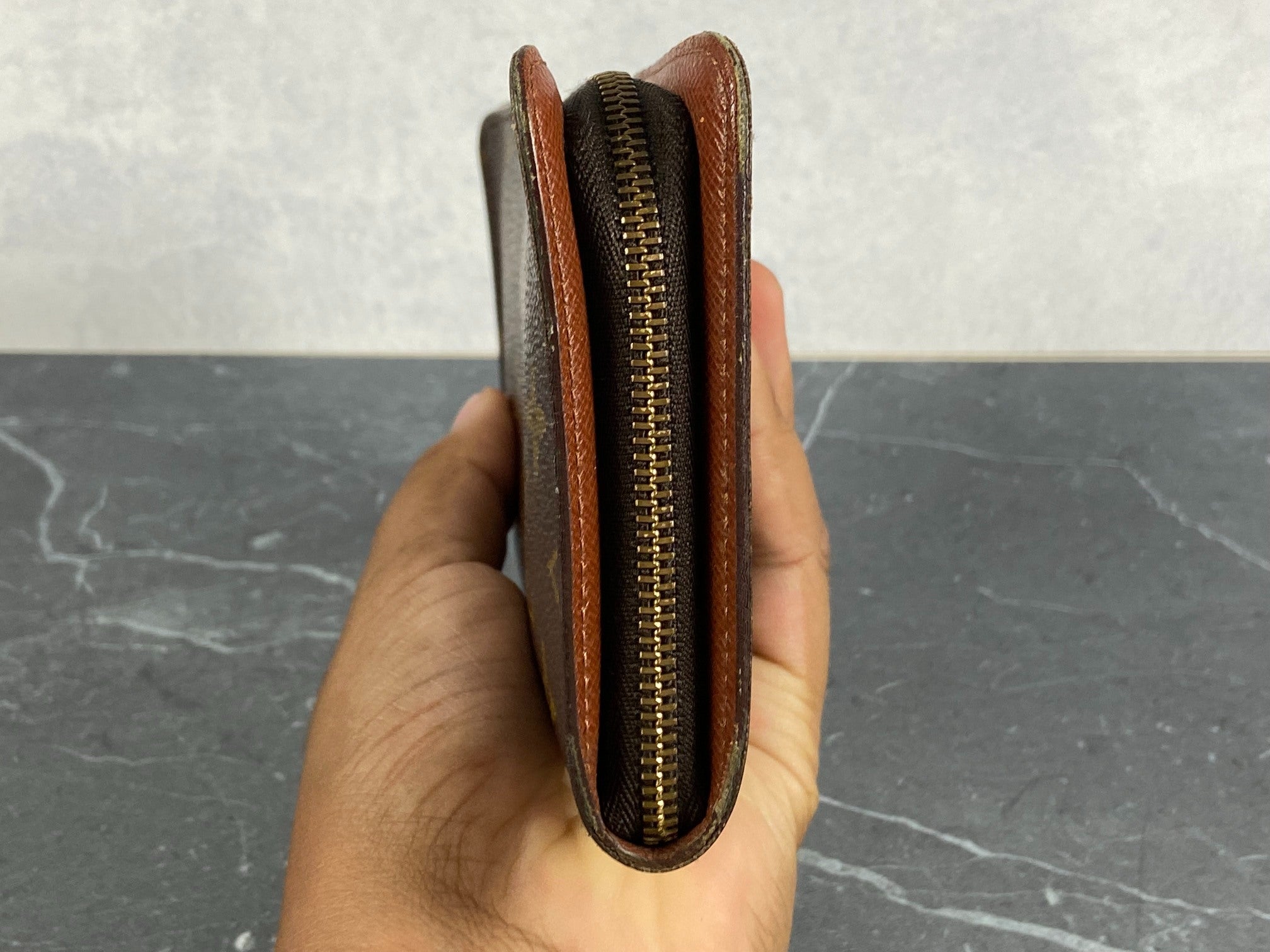 Louis Vuitton Zippy Wallet Monogram Canvas