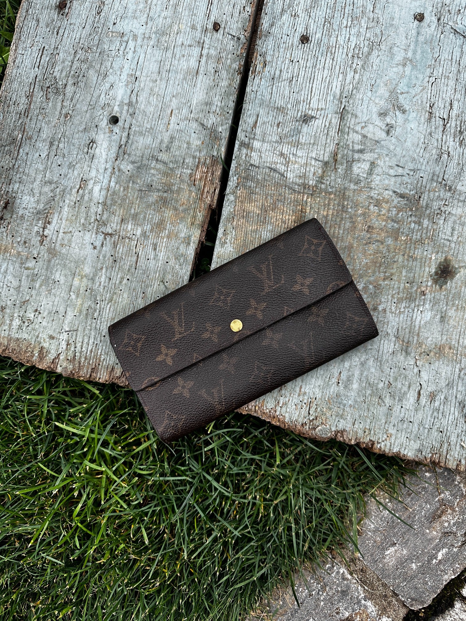 Louis Vuitton Sarah Wallet Monogram Canvas