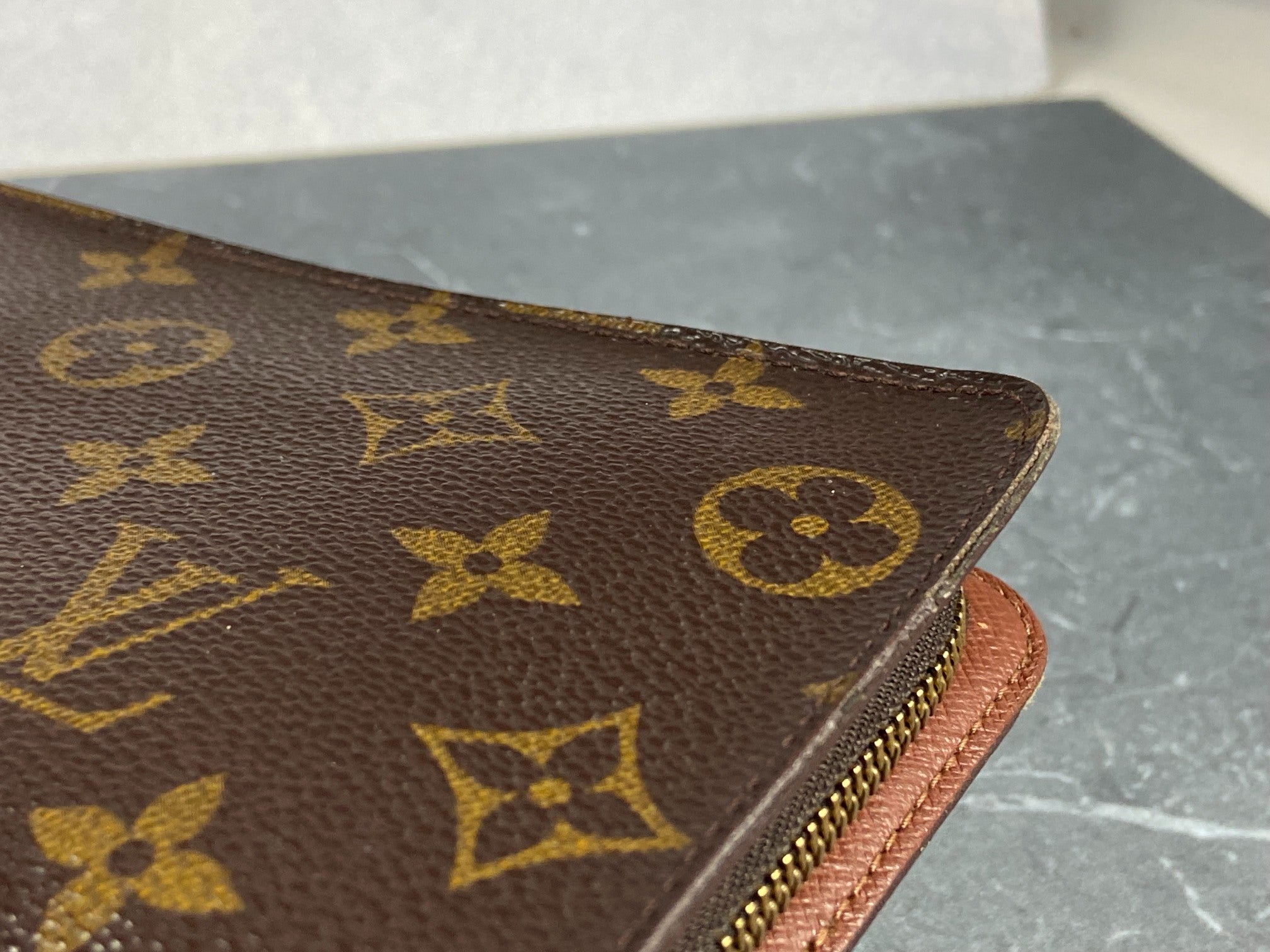 Louis Vuitton Zippy Wallet Monogram Canvas