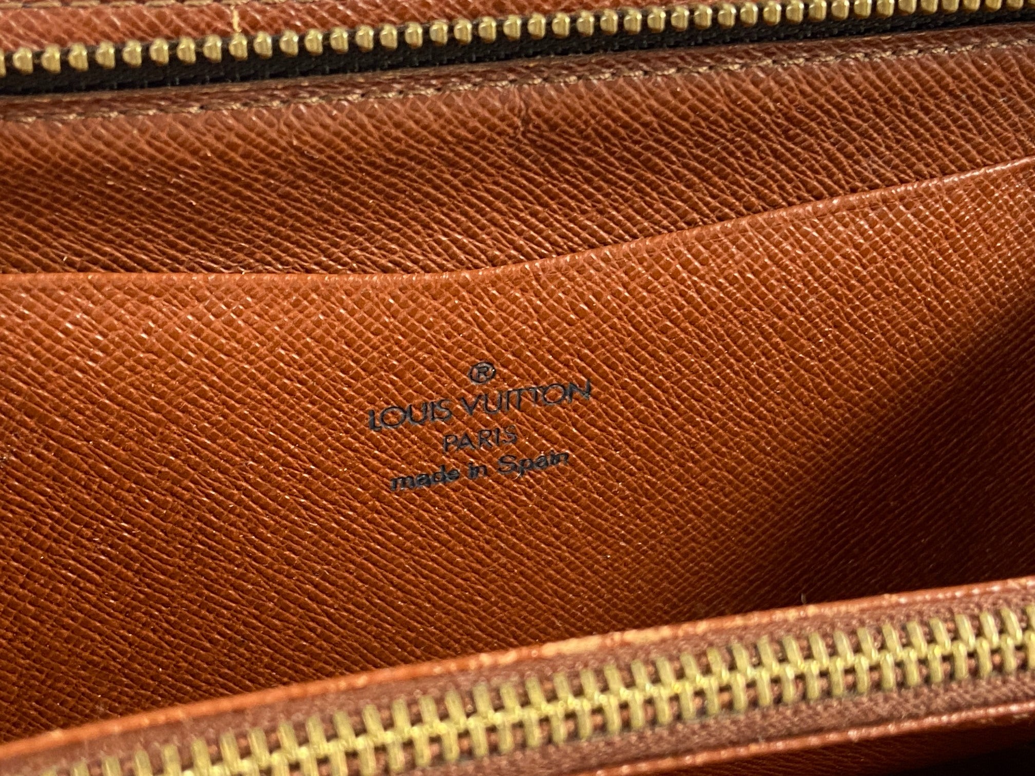 Louis Vuitton Zippy Wallet Monogram Canvas