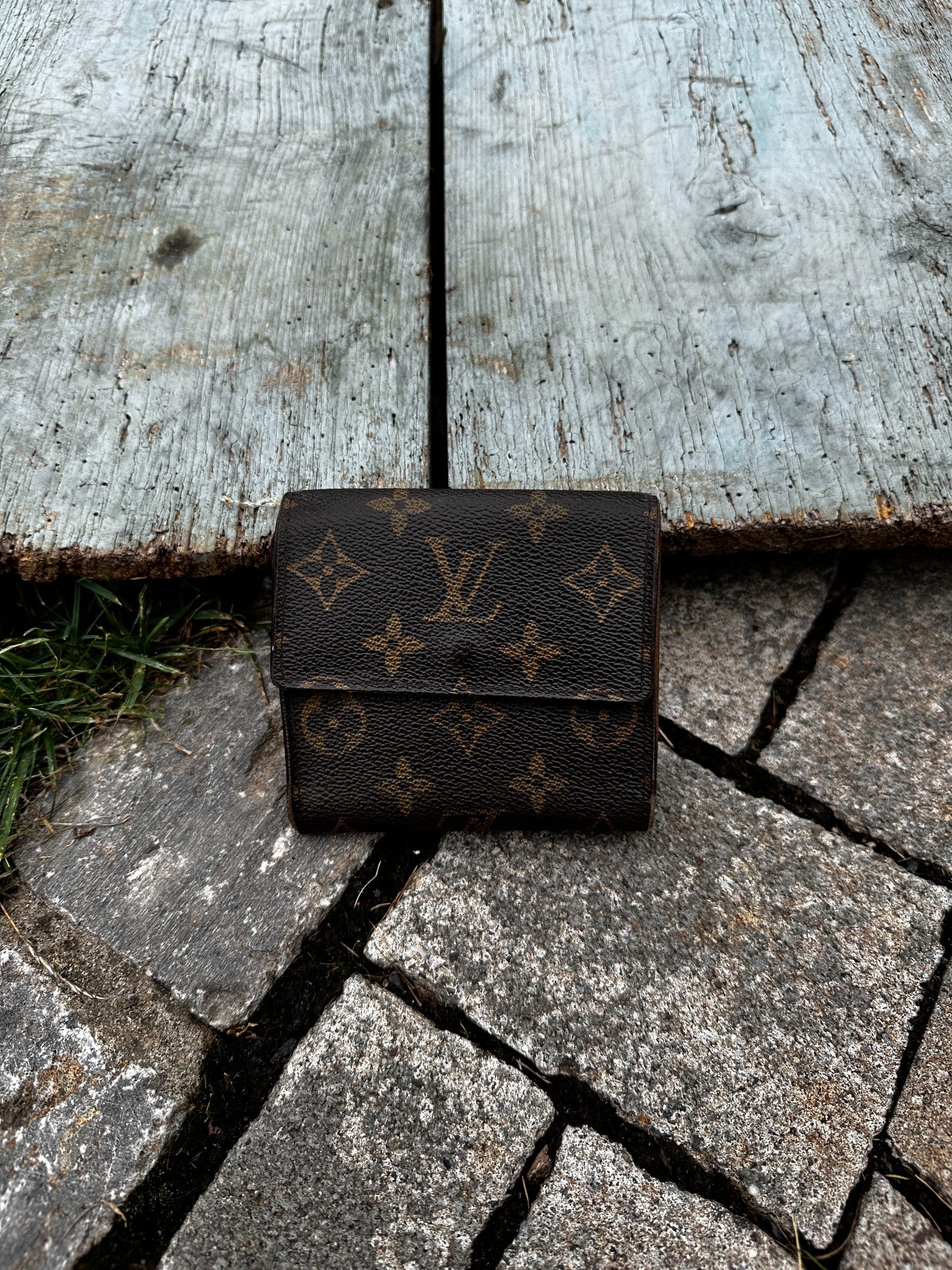 Louis Vuitton Elise Wallet Monogram Canvas