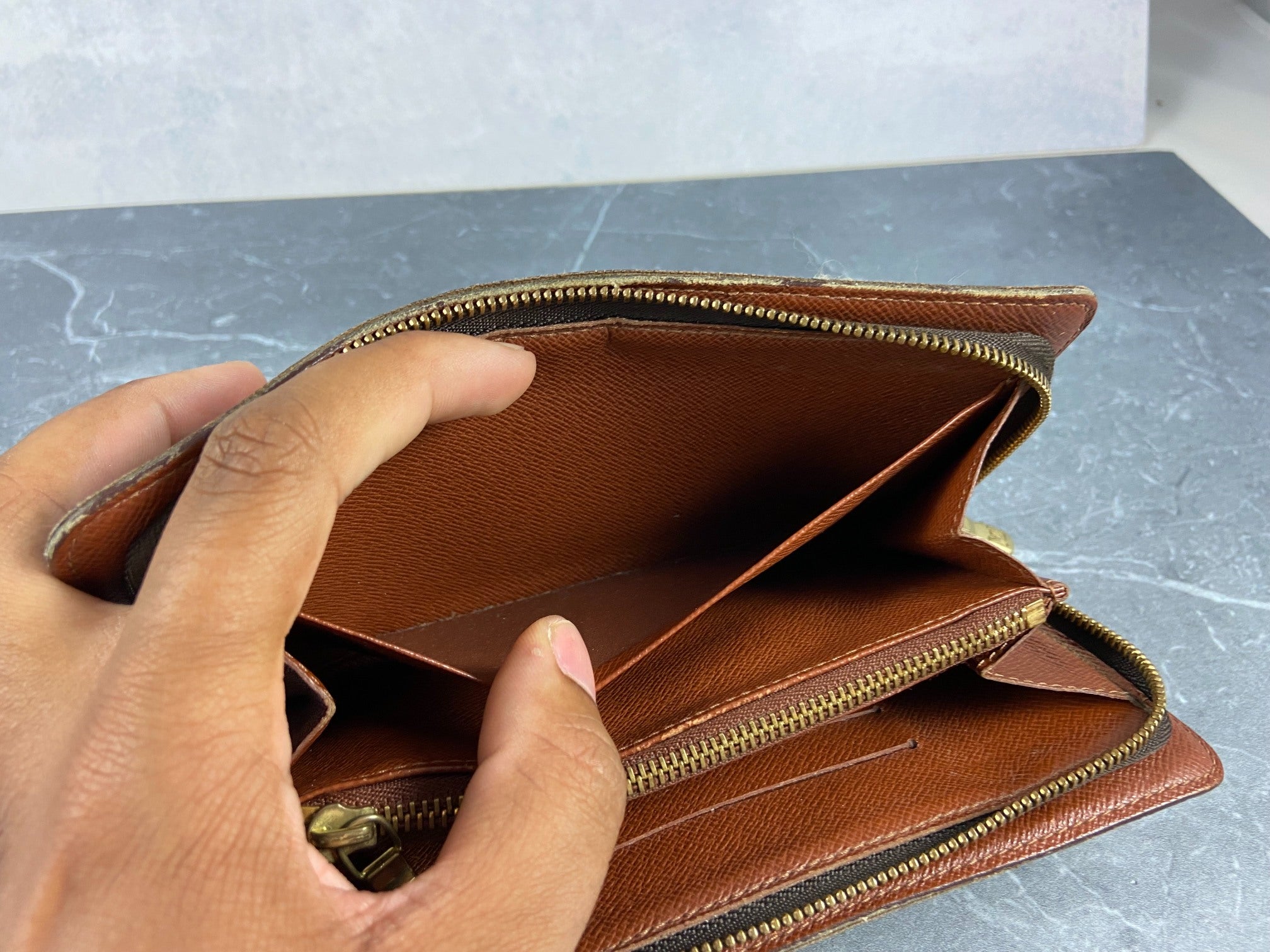 Louis Vuitton Zippy Wallet Monogram Canvas