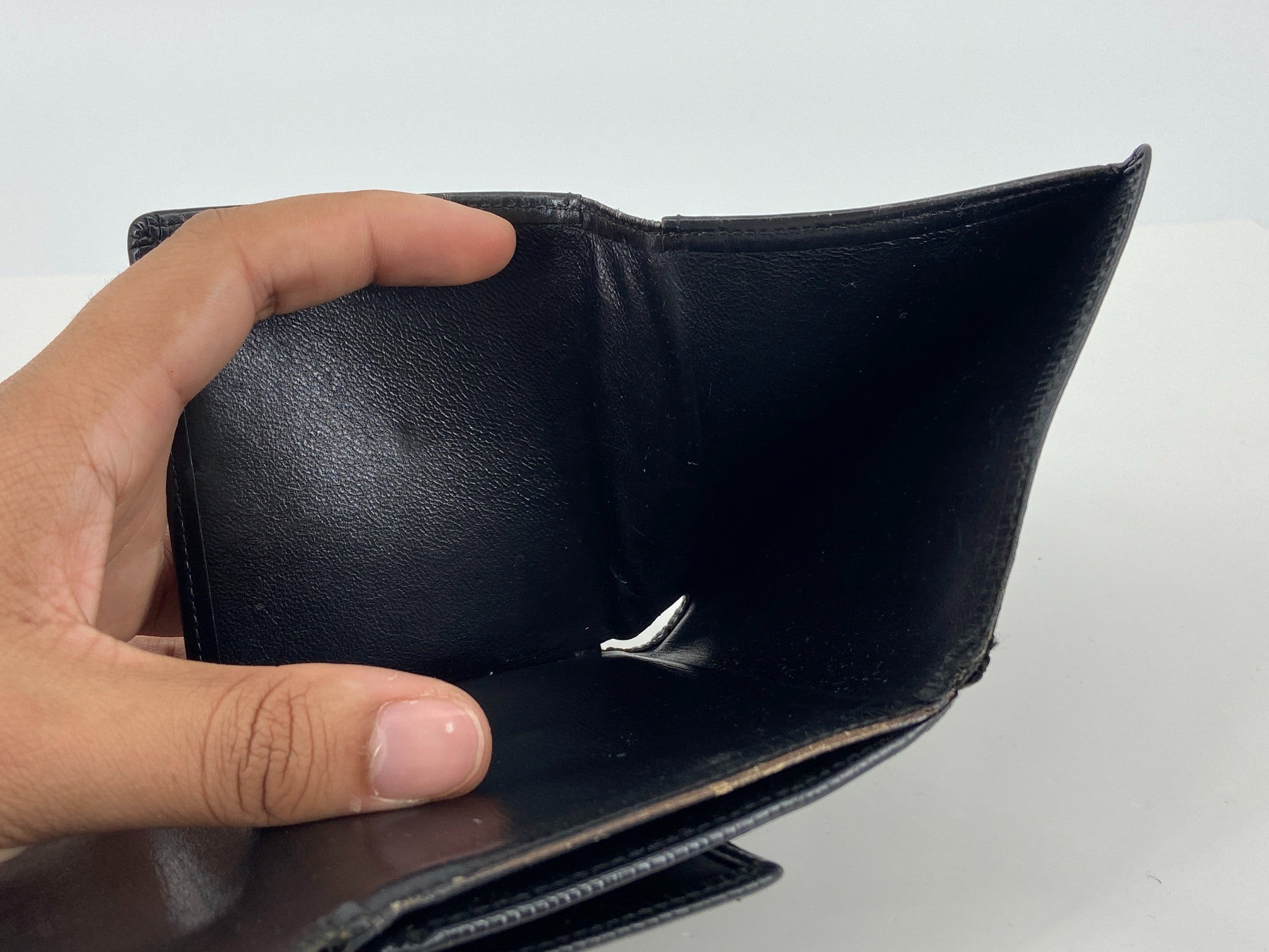 Louis Vuitton Elise Wallet Black Epi Leather
