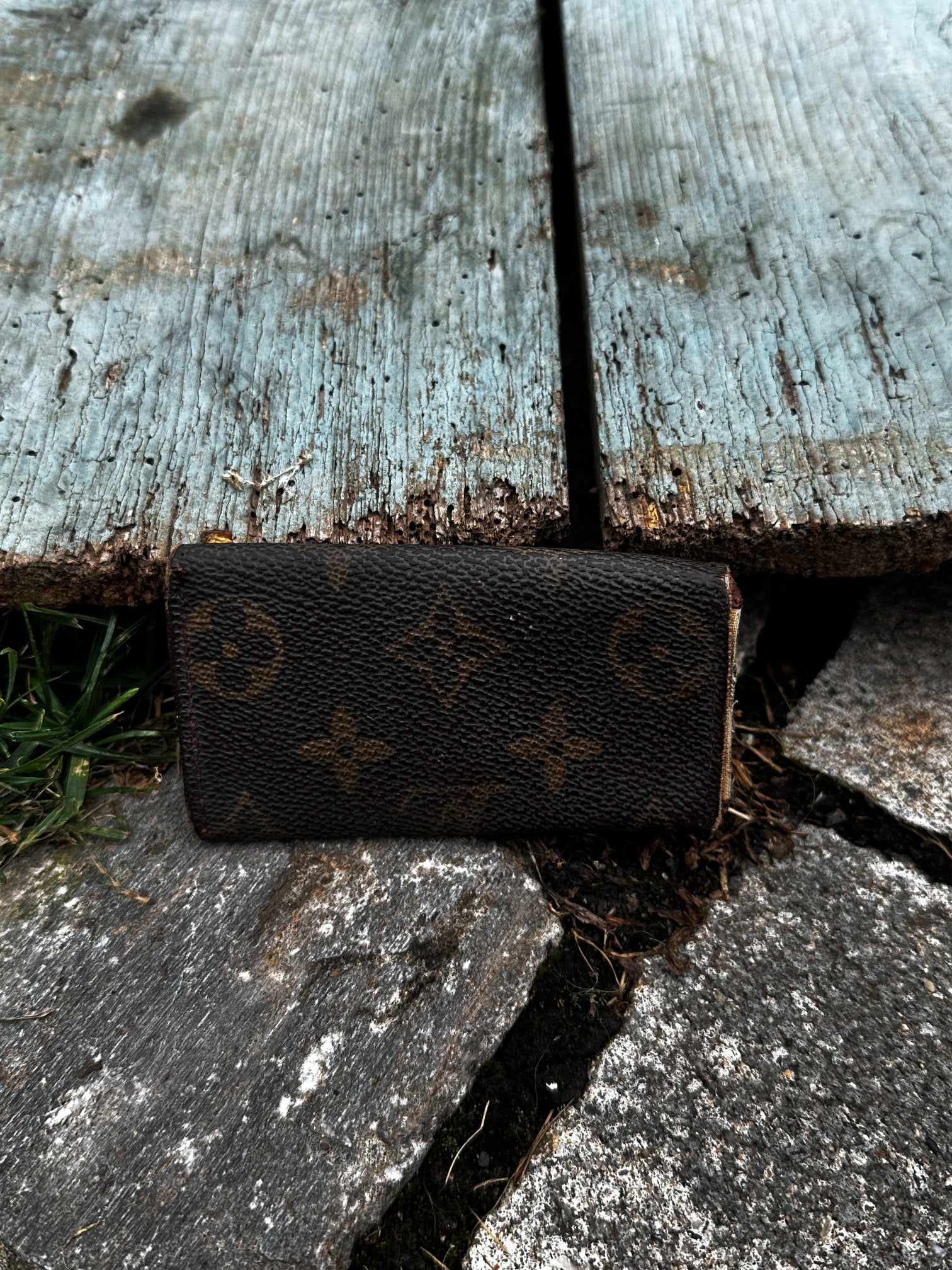 Louis Vuitton 4 Key Holder Monogram Canvas