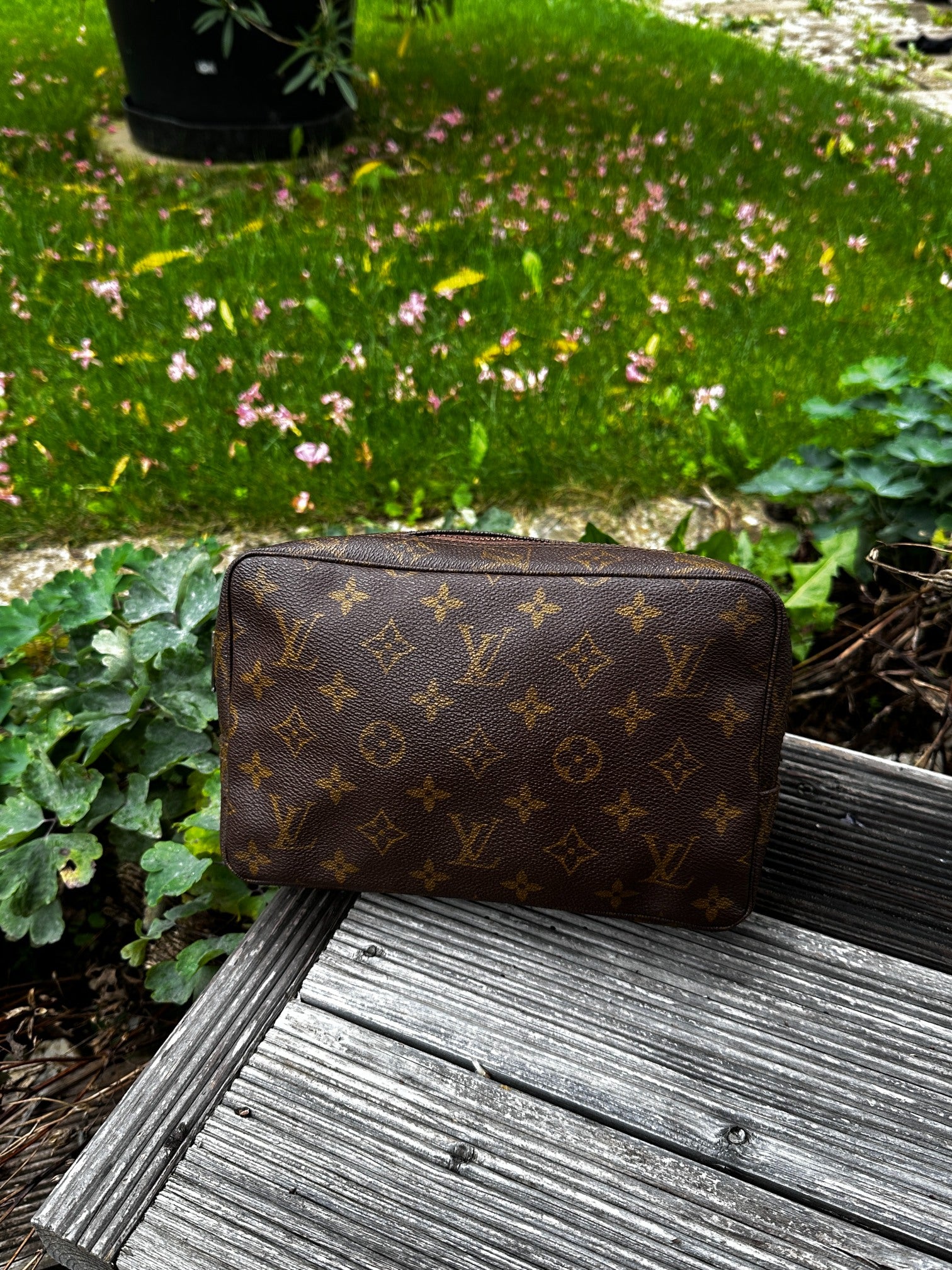 Louis Vuitton Trousse Toilette 23 Monogram Canvas