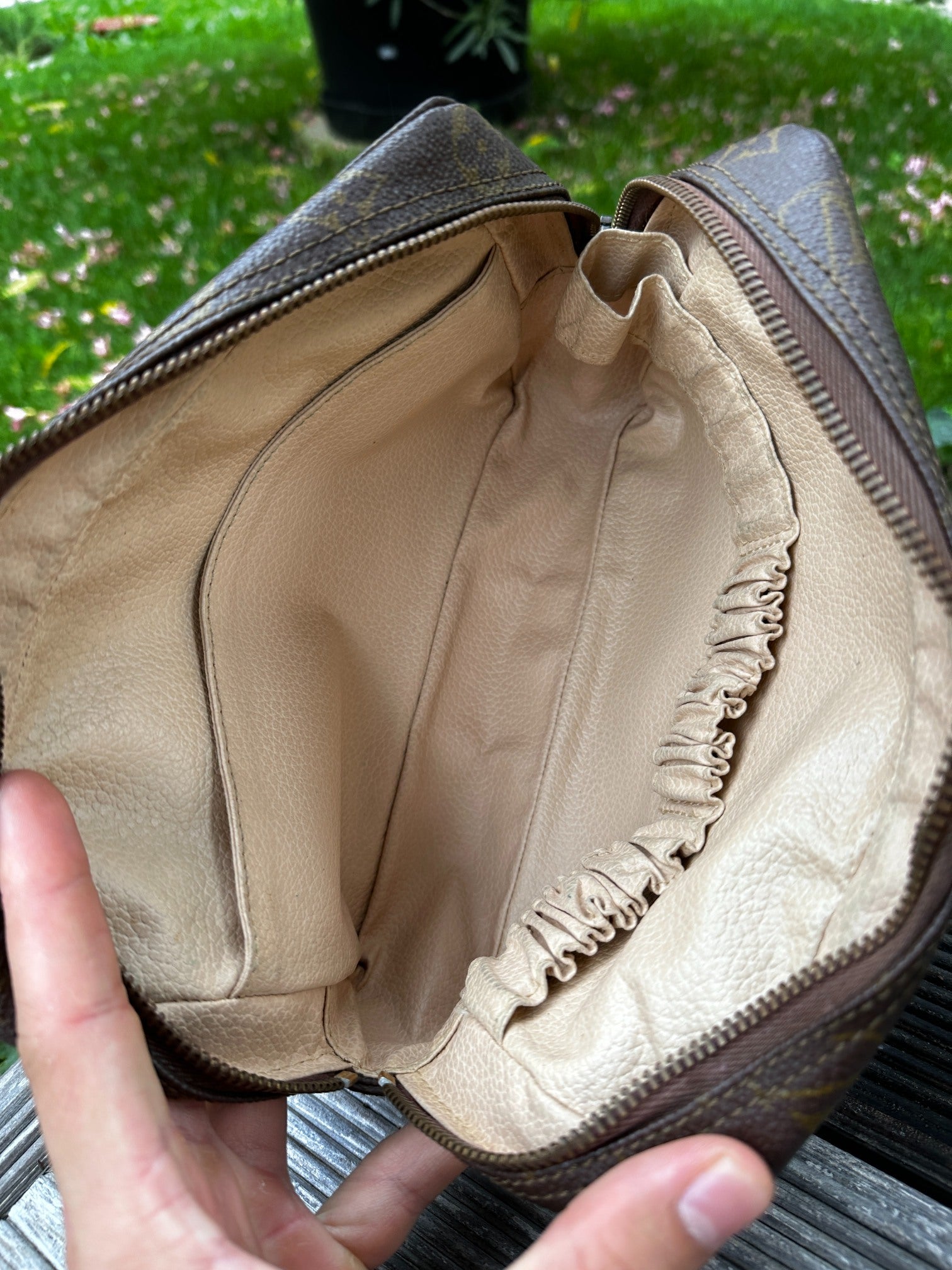 Louis Vuitton Trousse Toilette 23 Monogram Canvas
