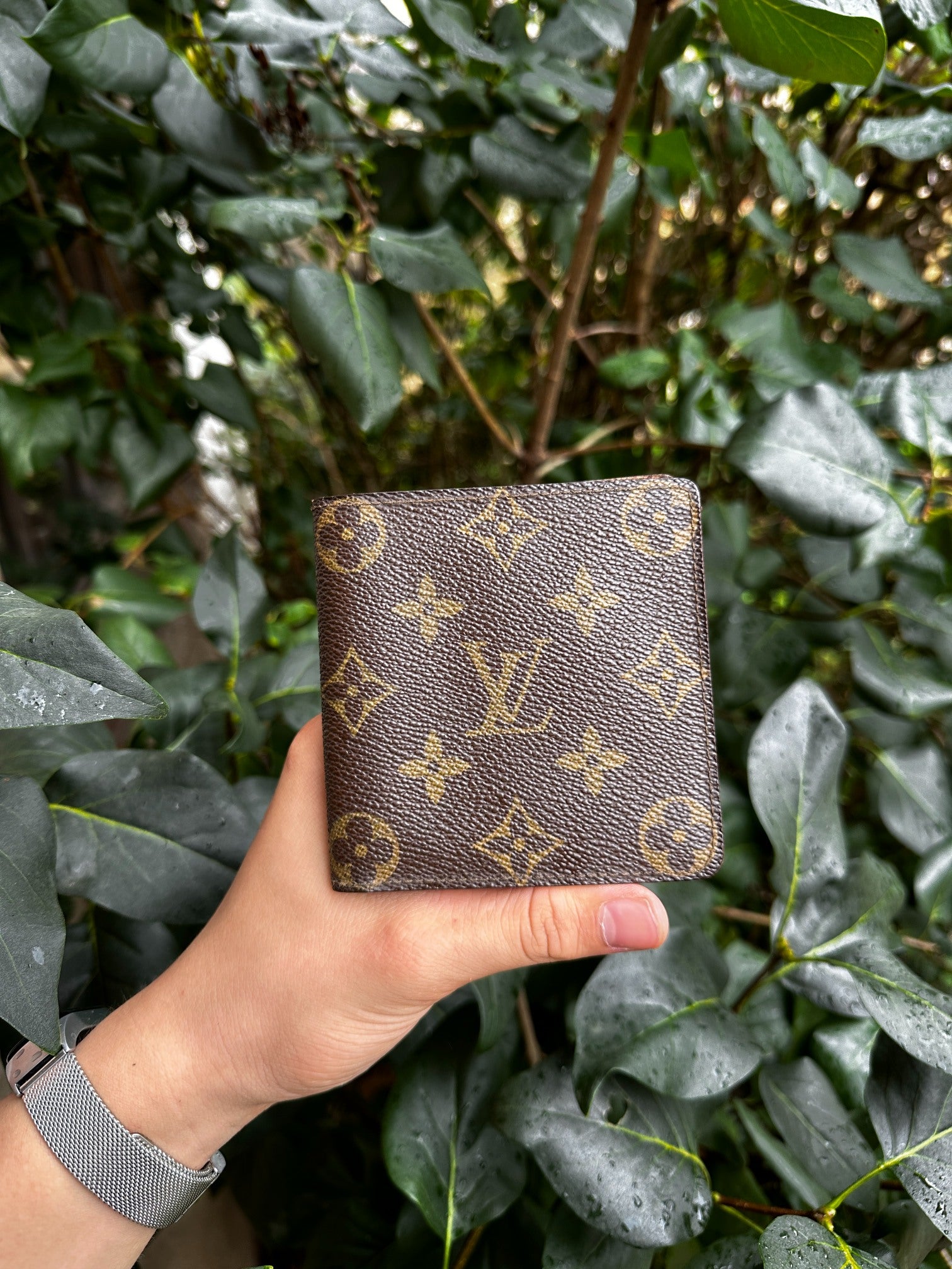 Louis Vuitton Porte-Billets 6 Card Wallet Monogram Canvas