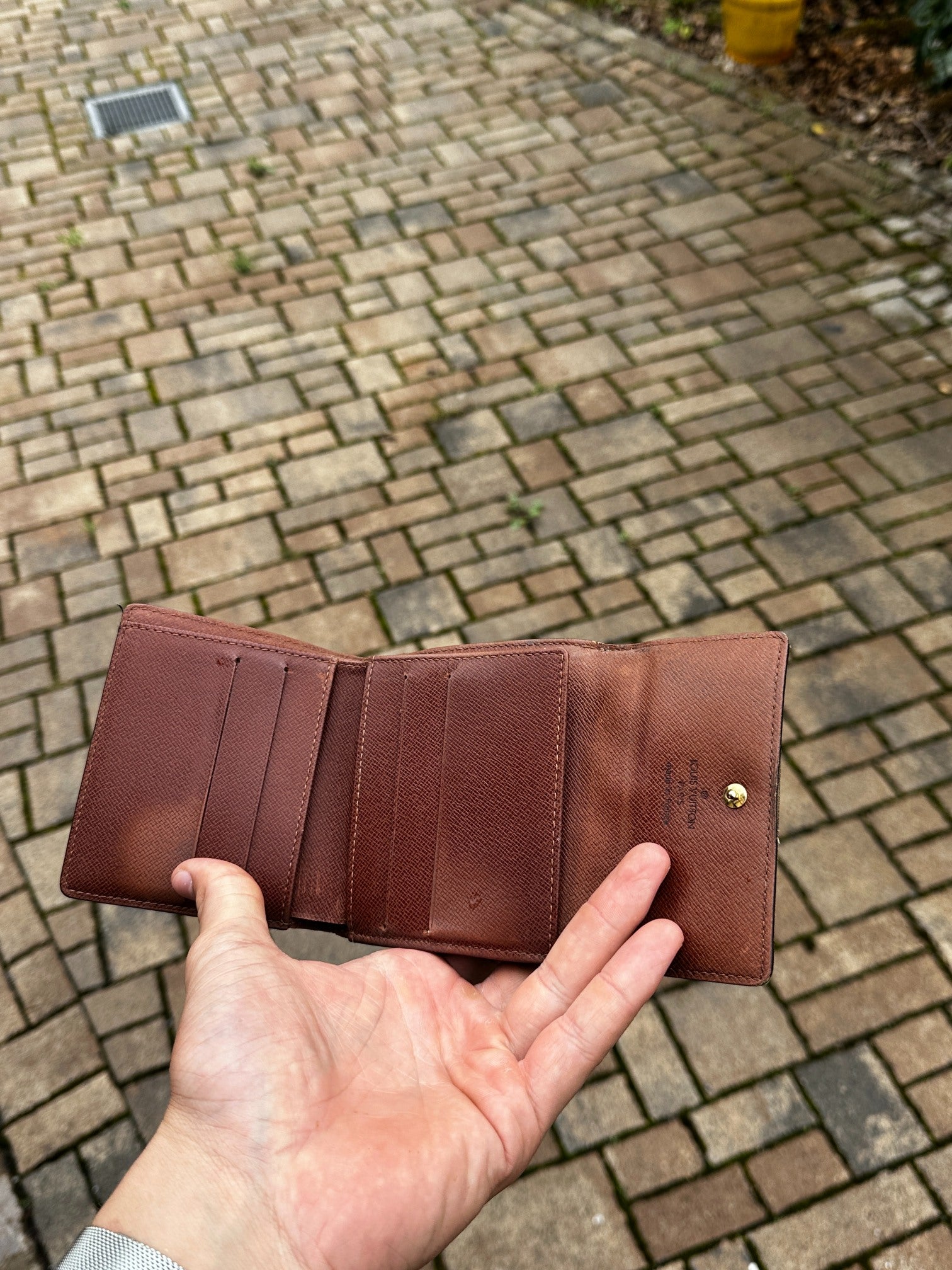 Louis Vuitton Elise Wallet Monogram Canvas