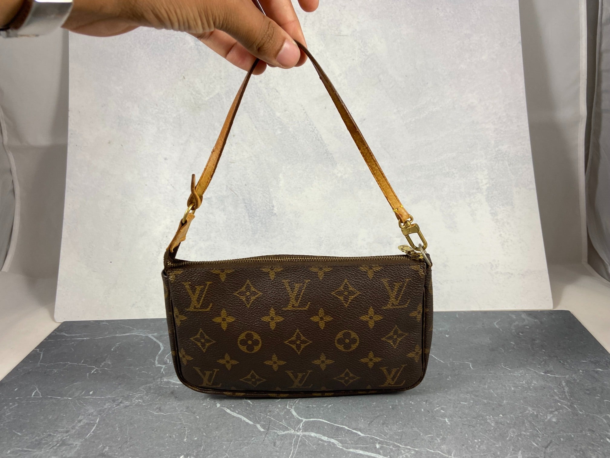 Louis Vuitton Pochette Accessoires Monogram Canvas