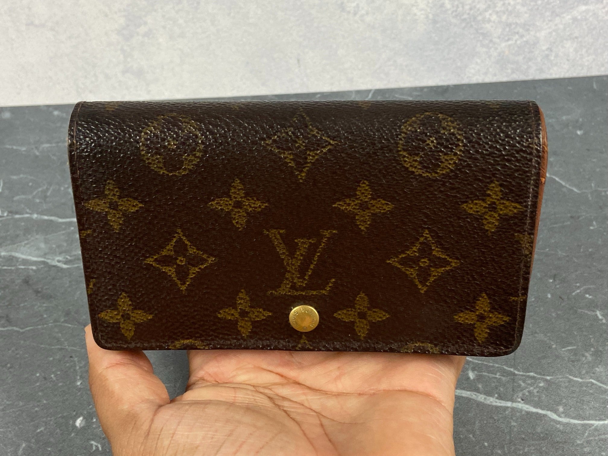 Louis Vuitton Porte-Monnaie Tresor Monogram Canvas