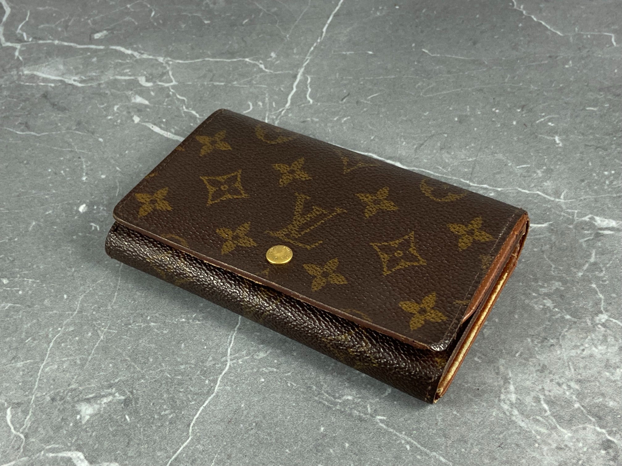 Louis Vuitton Porte-Monnaie Tresor Monogram Canvas