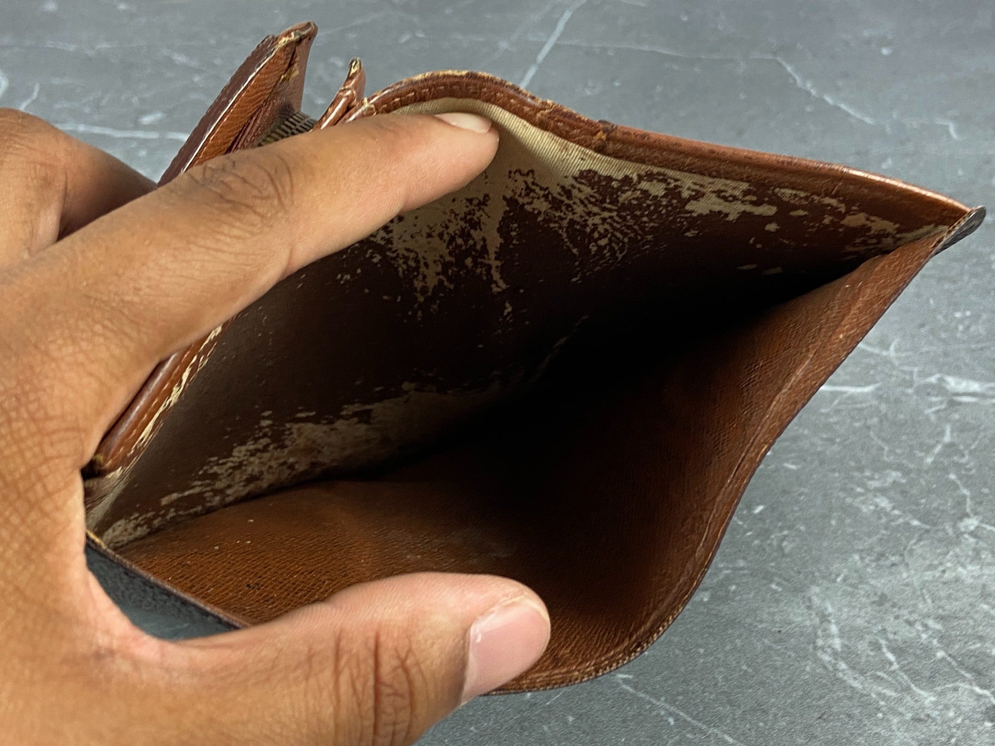 Louis Vuitton Porte-Monnaie Tresor Monogram Canvas