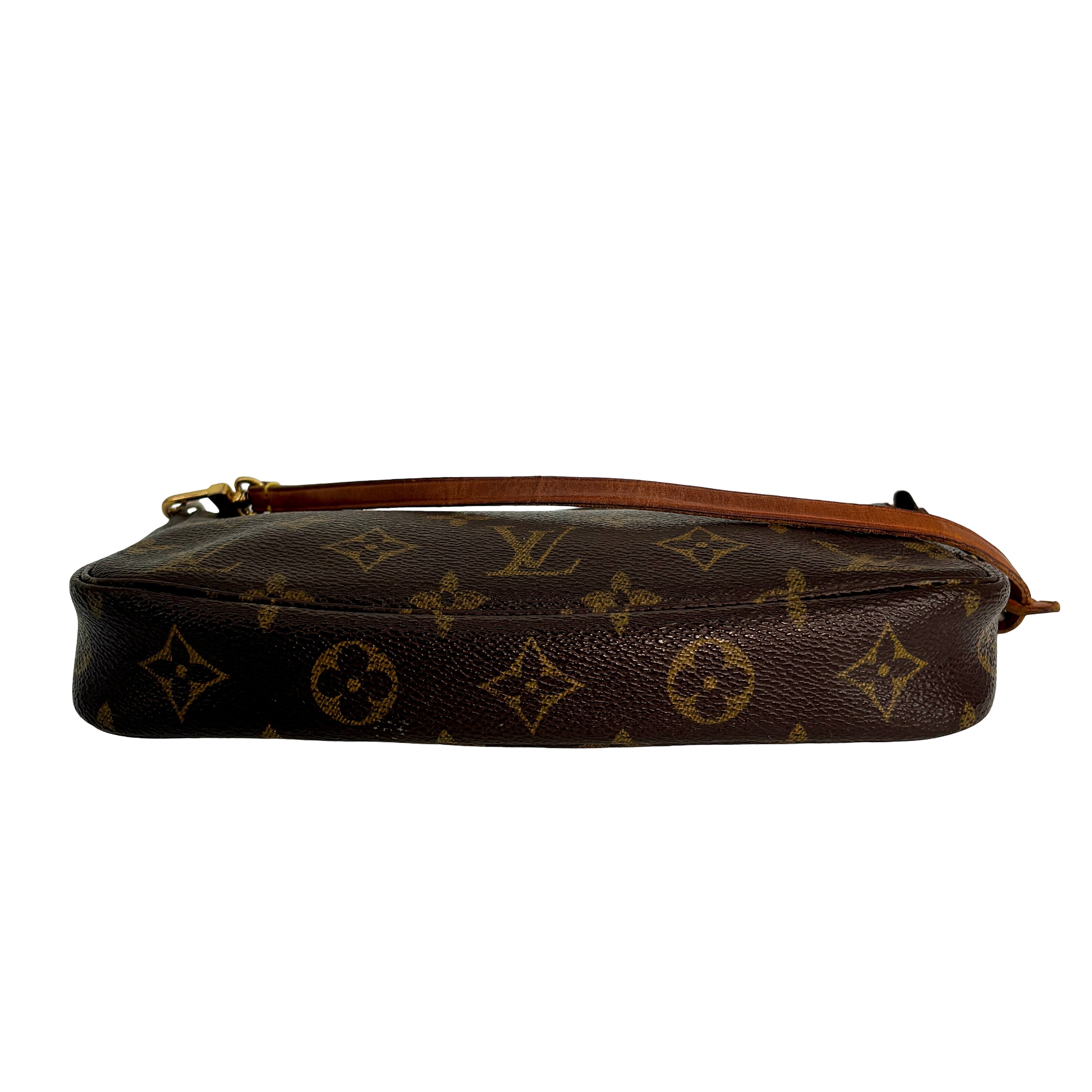 Louis Vuitton Pochette Accessoires Monogram Canvas