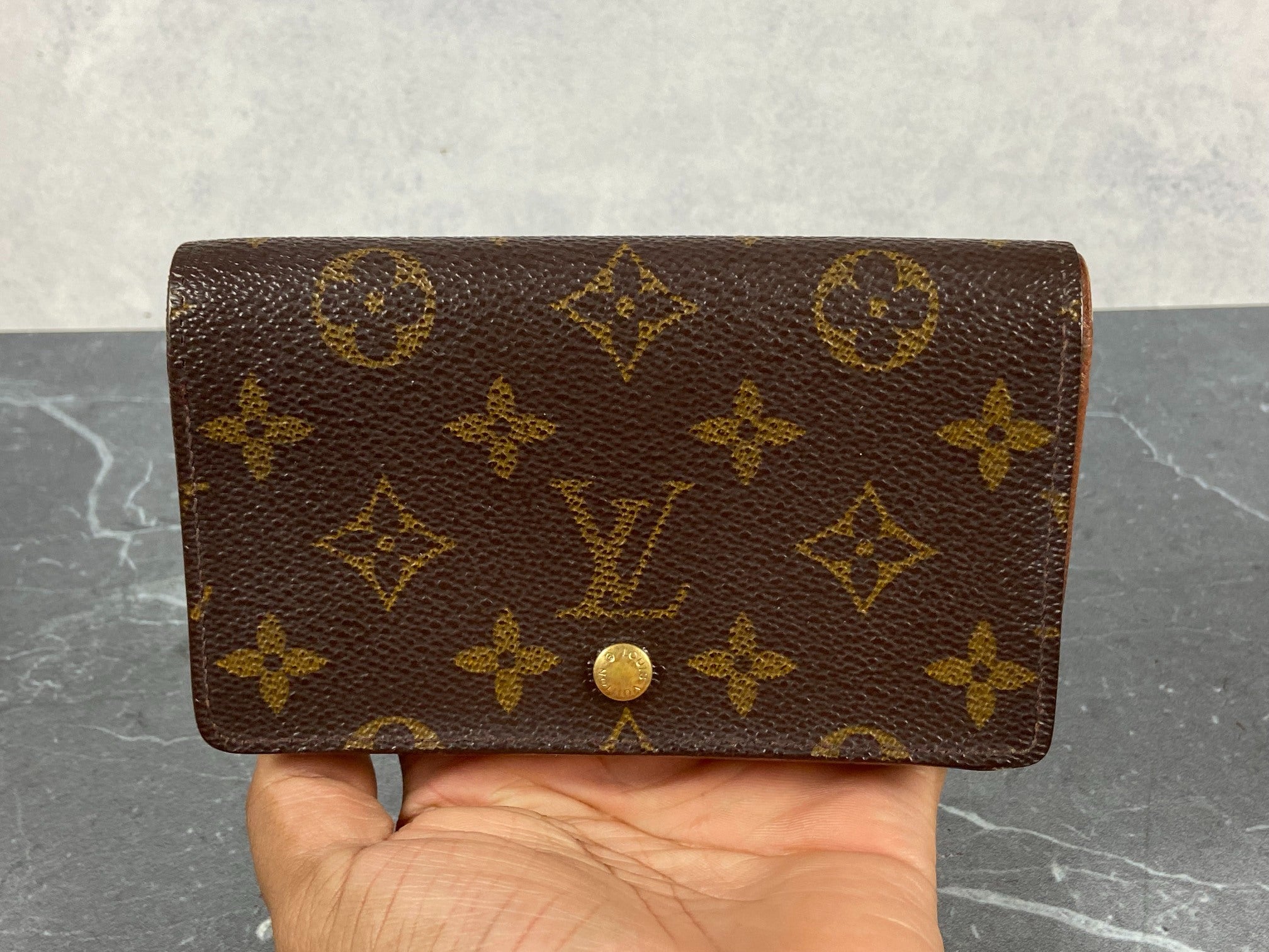 Louis Vuitton Porte-Monnaie Tresor Monogram Canvas