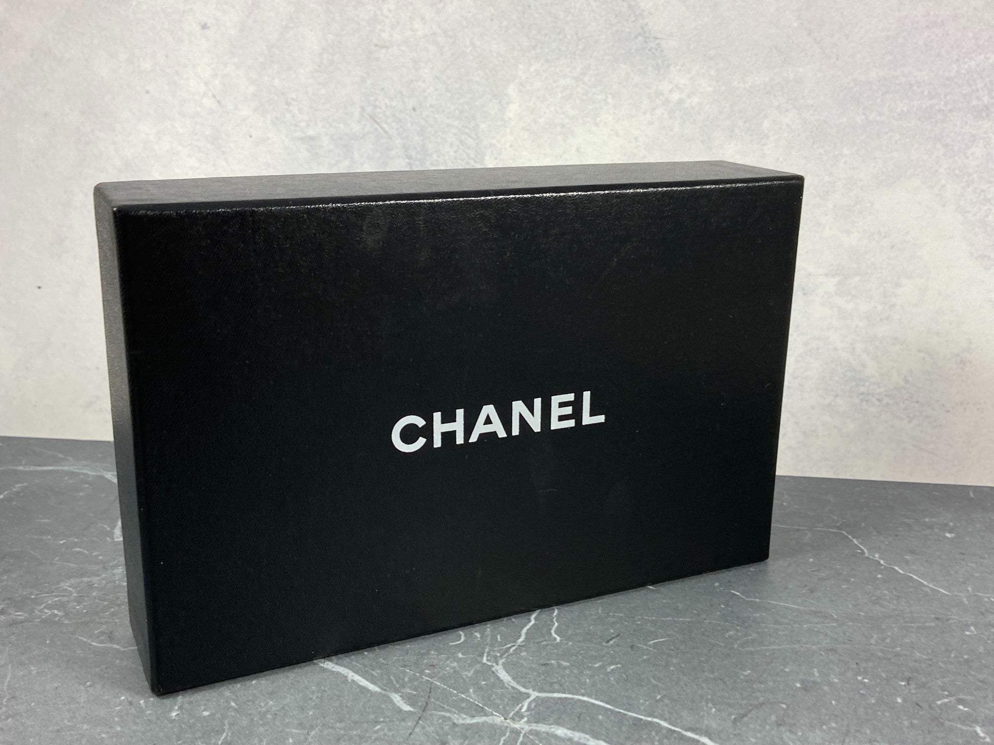 Chanel CC Camélia Zippy Wallet Black Leather