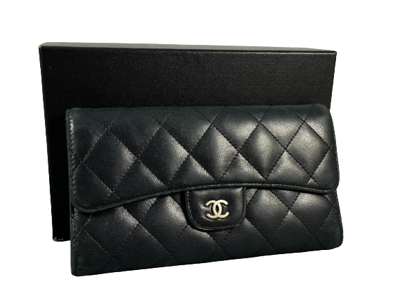 Chanel Timeless / Classic Matelasse Flap Wallet Black Leather
