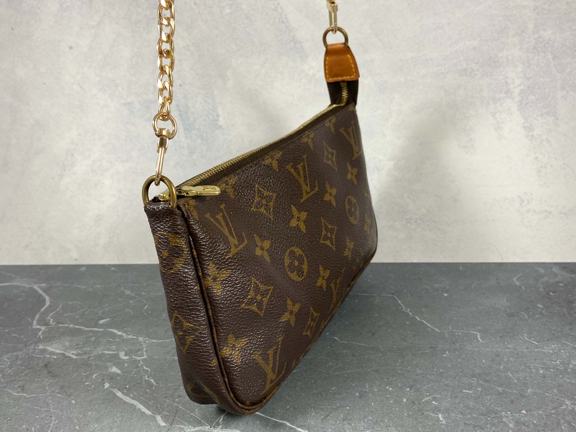 Louis Vuitton Pochette Accessoires Monogram Canvas
