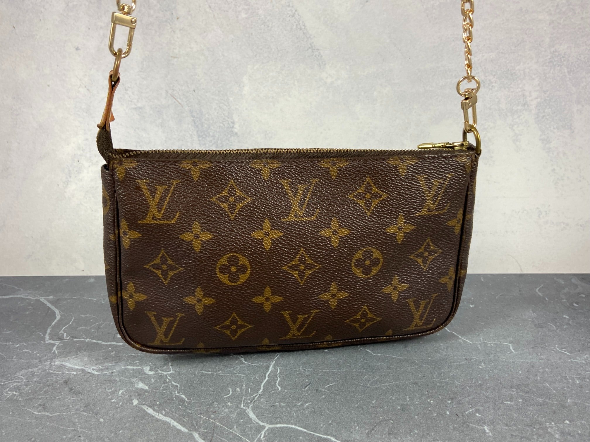 Louis Vuitton Pochette Accessoires Monogram Canvas