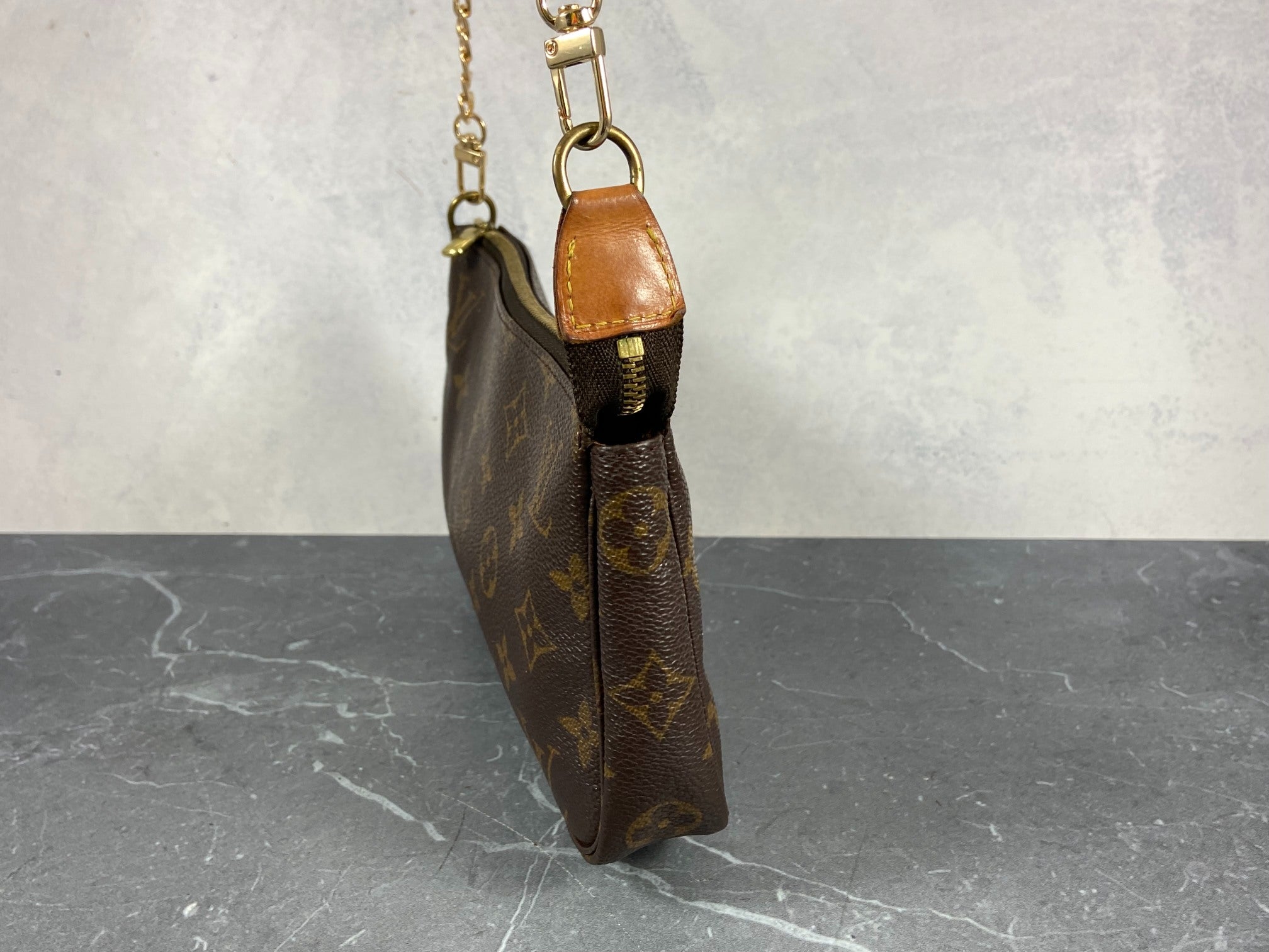 Louis Vuitton Pochette Accessoires Monogram Canvas