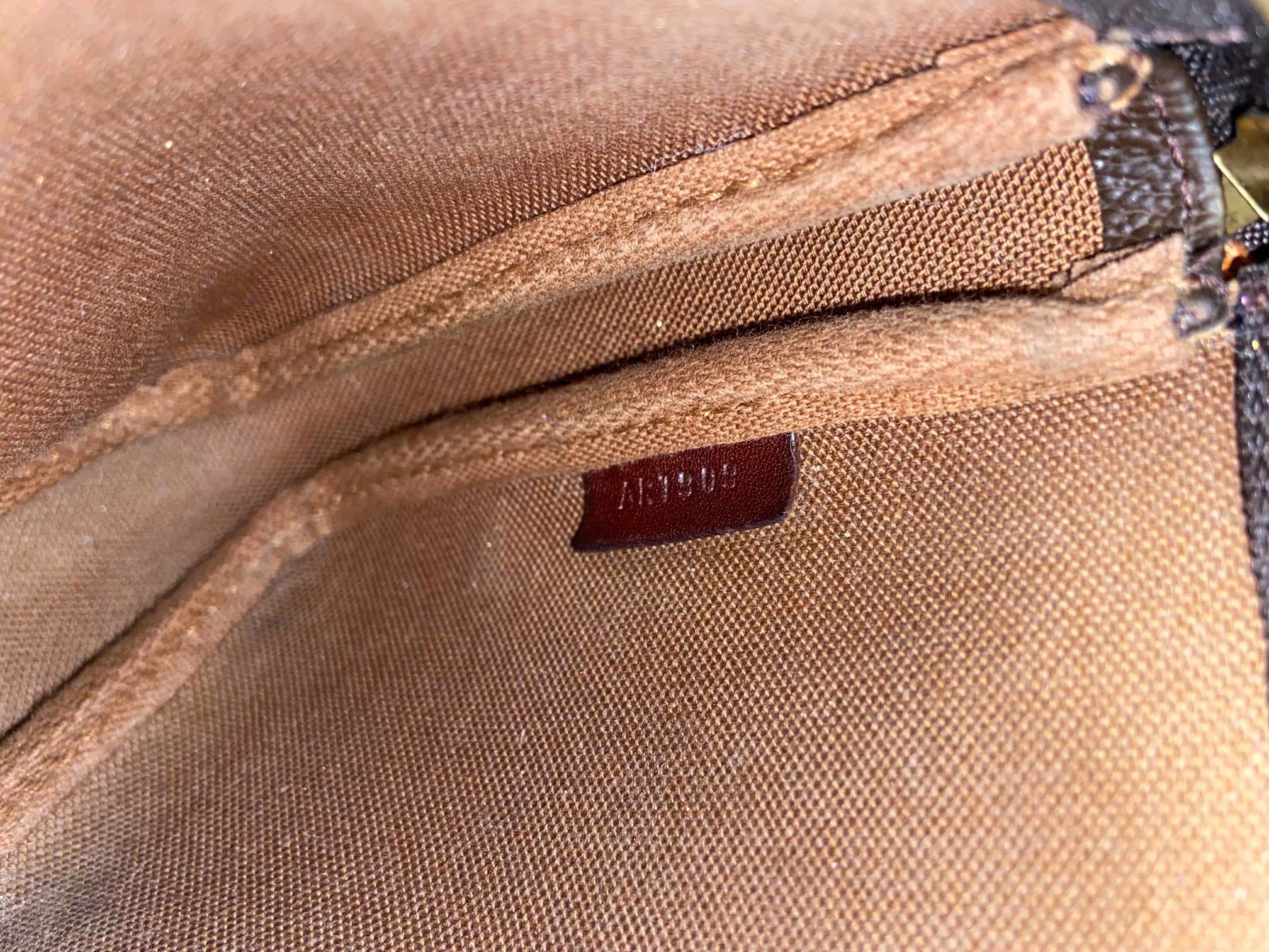 Louis Vuitton Pochette Accessoires Monogram Canvas