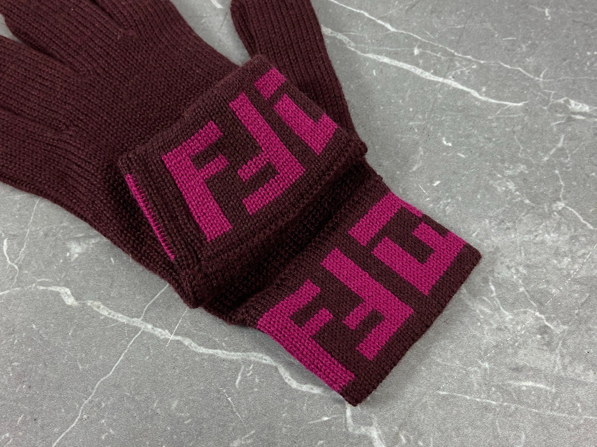 Fendi Zucca Wool Gloves Dark Red / Pink