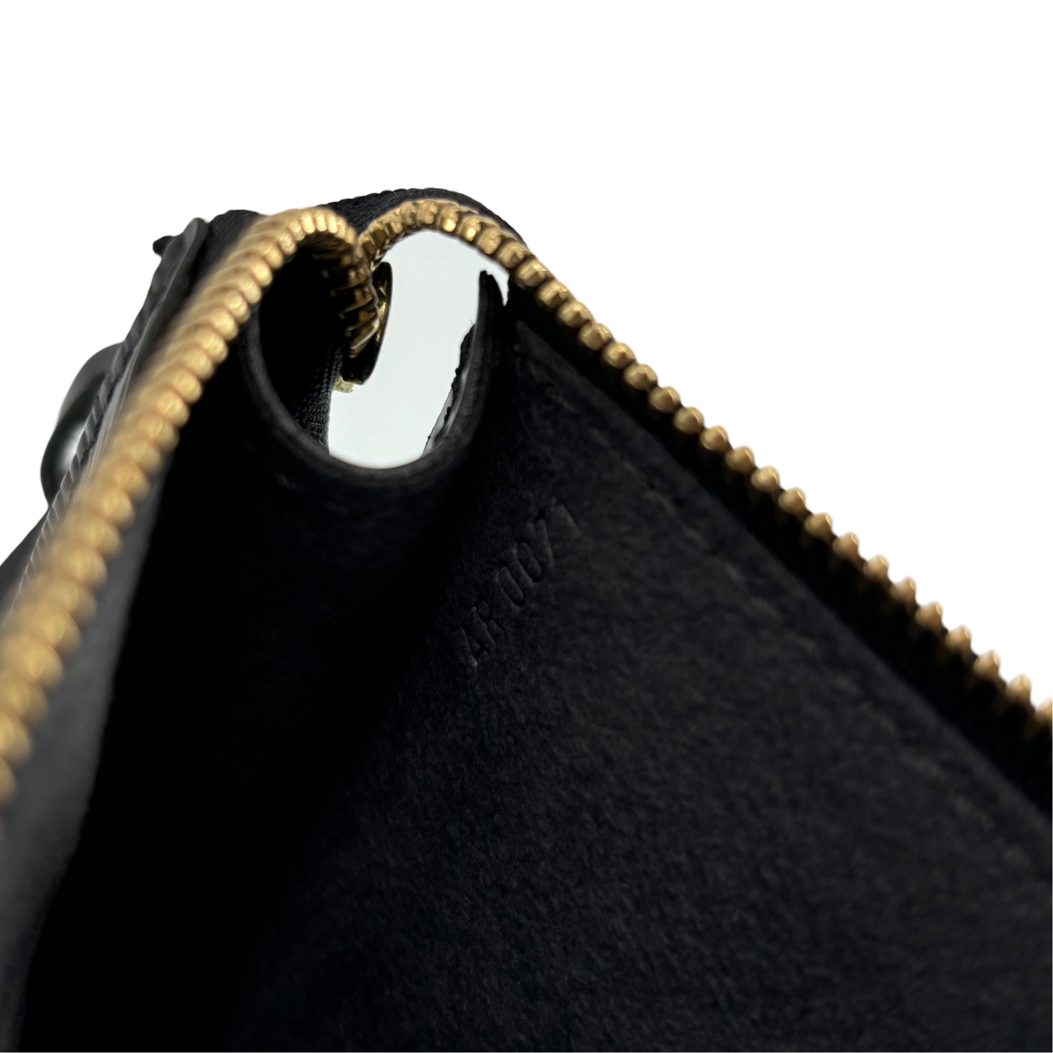 Louis Vuitton Pochette Accessoires Black Epi Leather