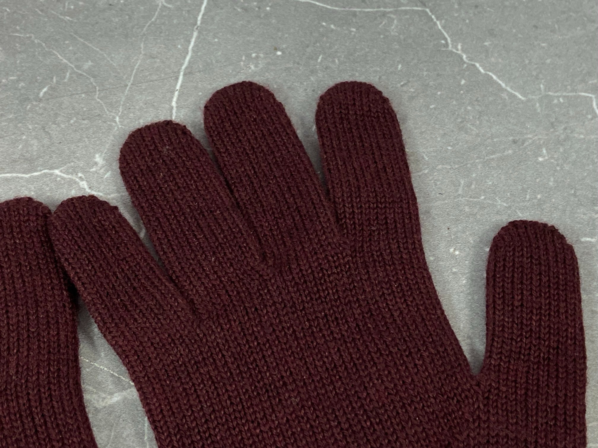 Fendi Zucca Wool Gloves Dark Red / Pink