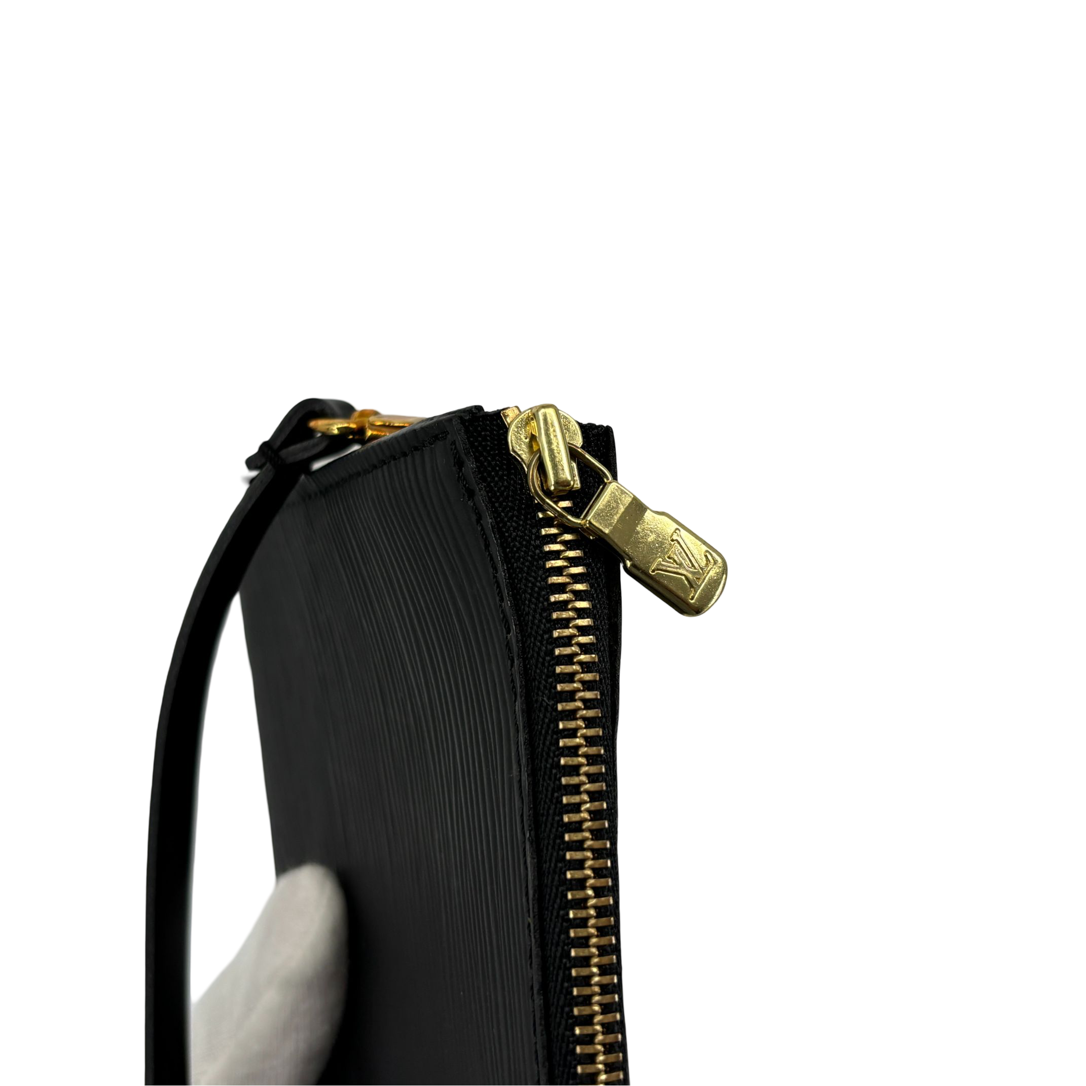 Louis Vuitton Pochette Accessoires Black Epi Leather