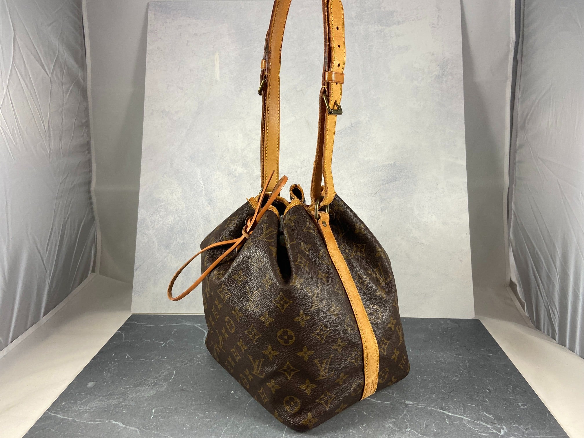 Louis Vuitton Sac Noé Petit Monogram Canvas
