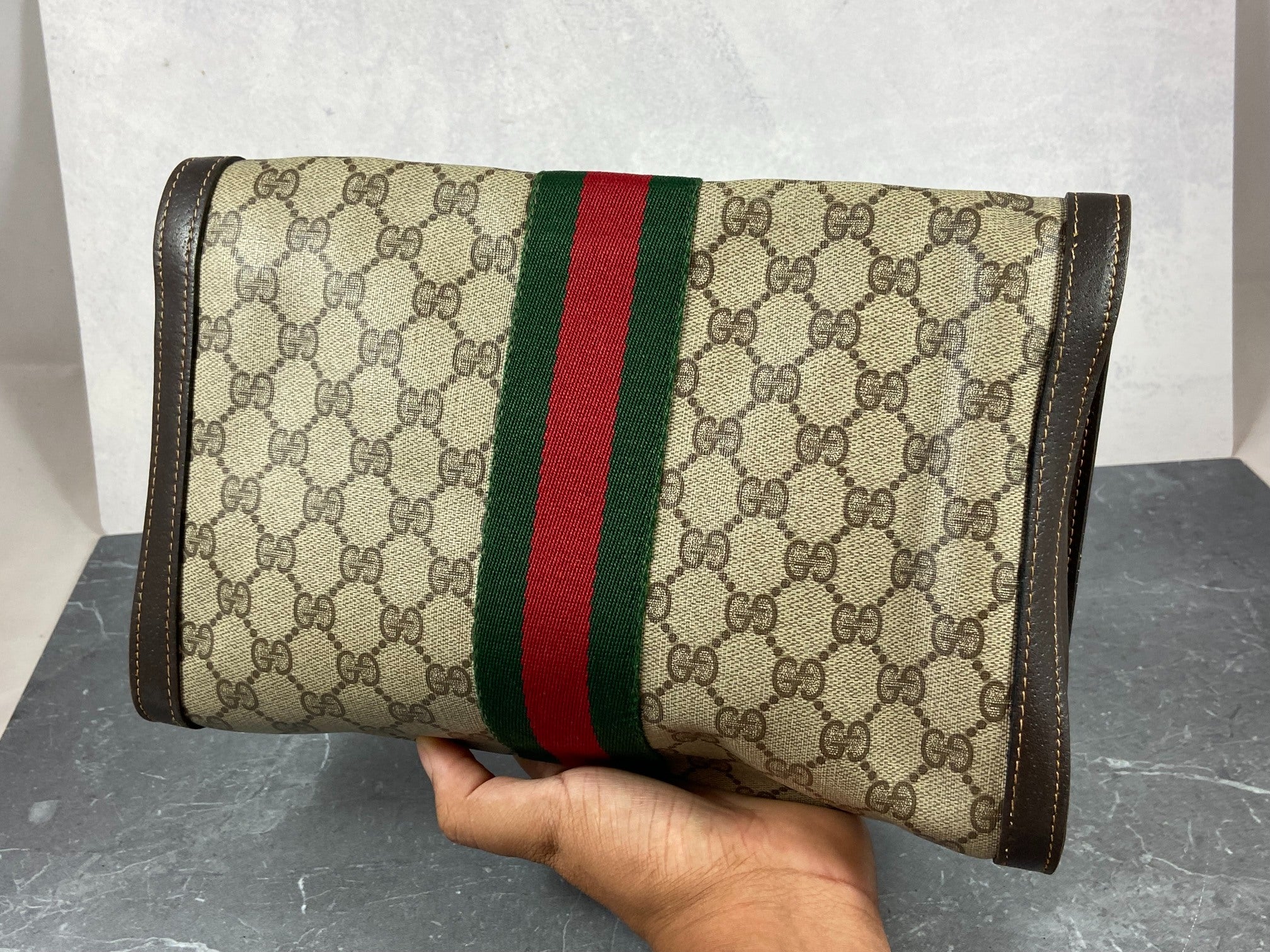Gucci Parfums Toiletry Pouch / Clutch Beige GG Supreme Canvas
