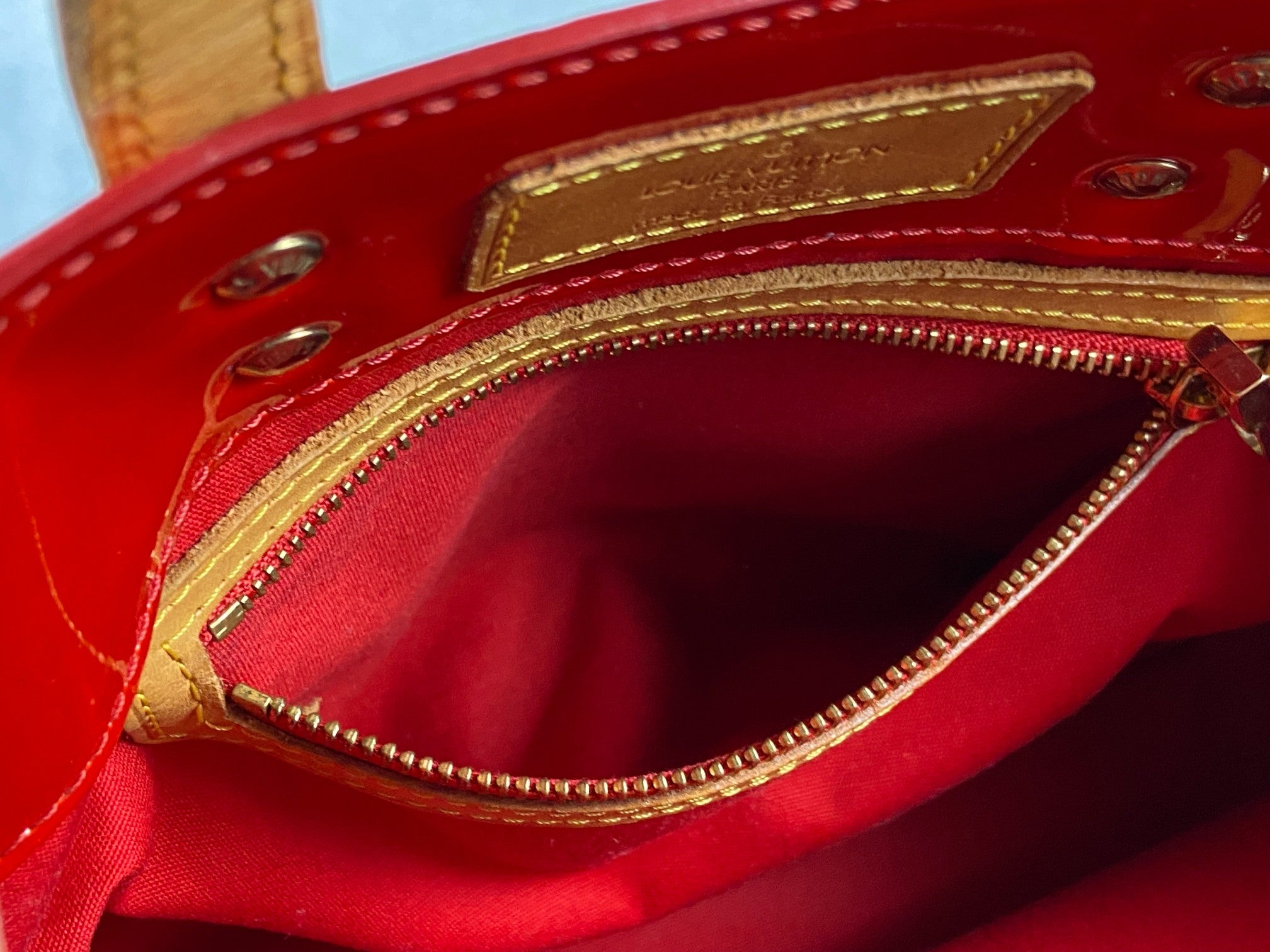 Louis Vuitton Reade PM Red Vernis Leather