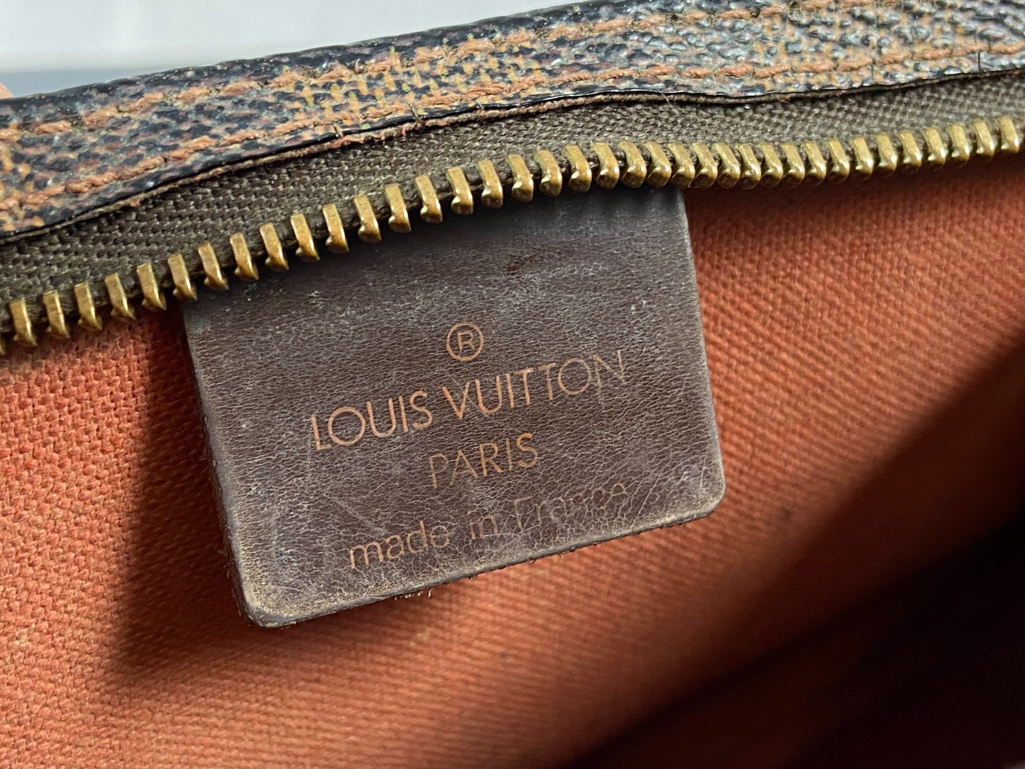Louis Vuitton Navona Pochette Accessoires Damier Ebene Canvas