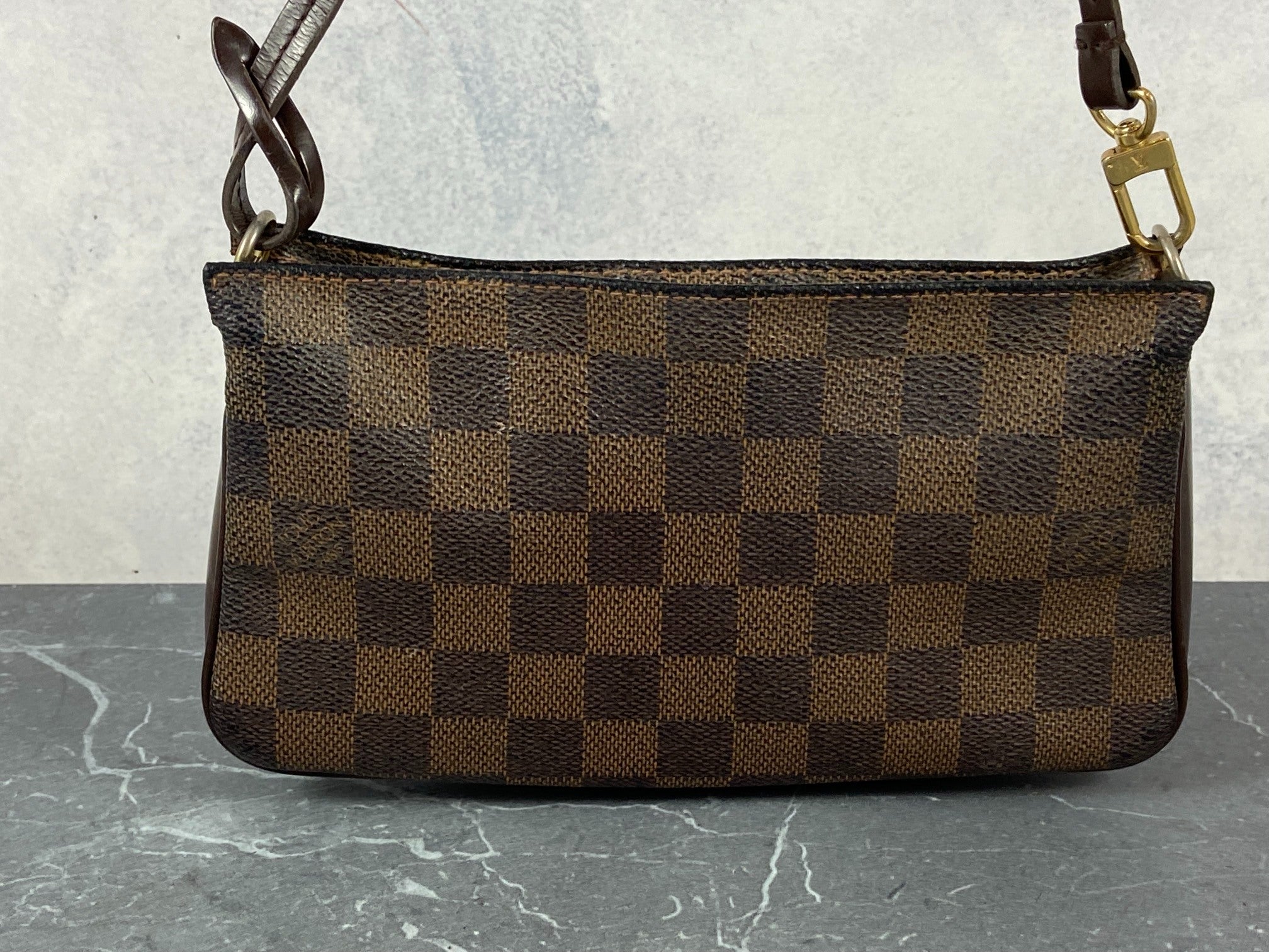 Louis Vuitton Navona Pochette Accessoires Damier Ebene Canvas