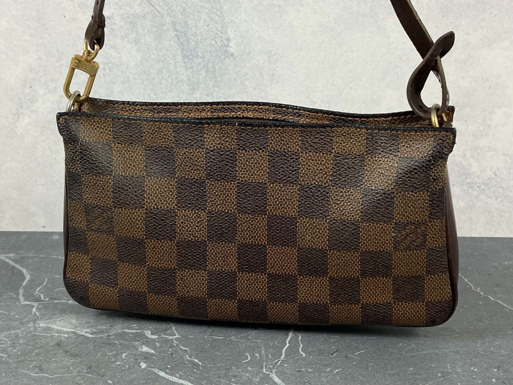 Louis Vuitton Navona Pochette Accessoires Damier Ebene Canvas
