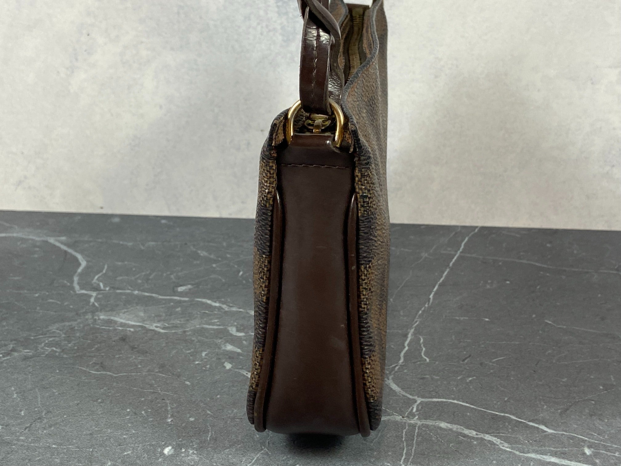 Louis Vuitton Navona Pochette Accessoires Damier Ebene Canvas