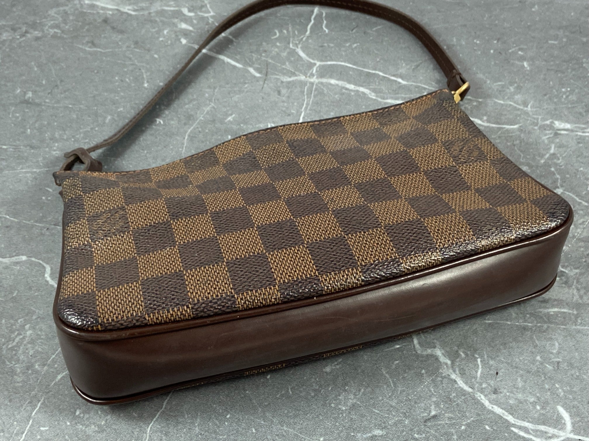 Louis Vuitton Navona Pochette Accessoires Damier Ebene Canvas