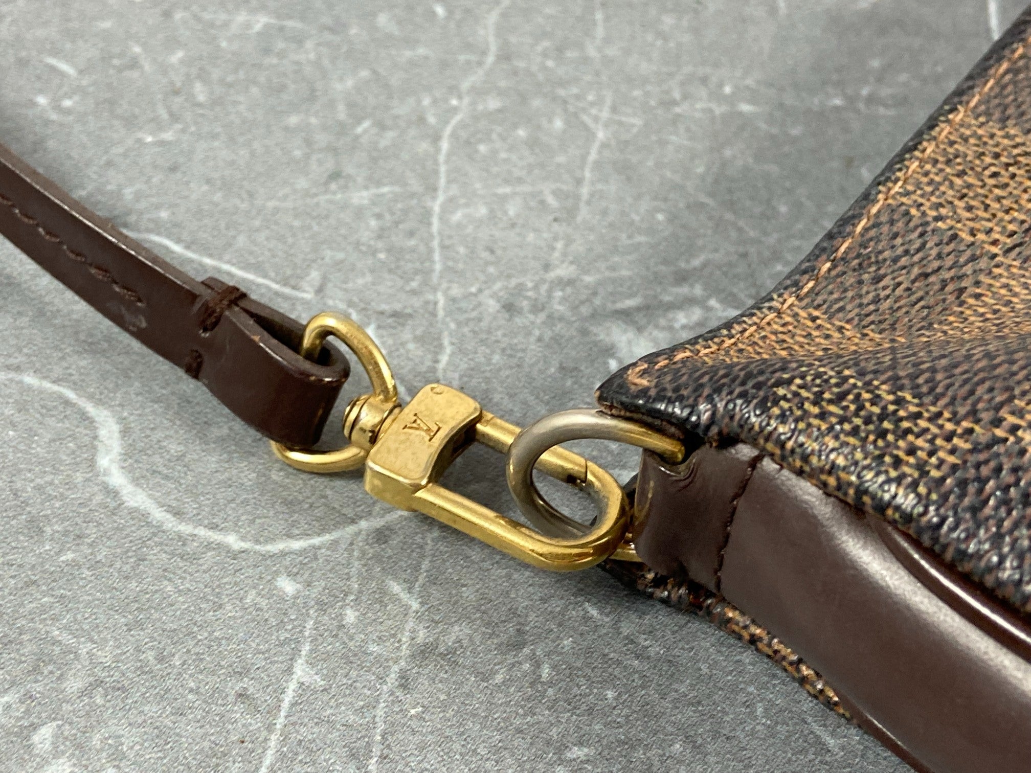 Louis Vuitton Navona Pochette Accessoires Damier Ebene Canvas