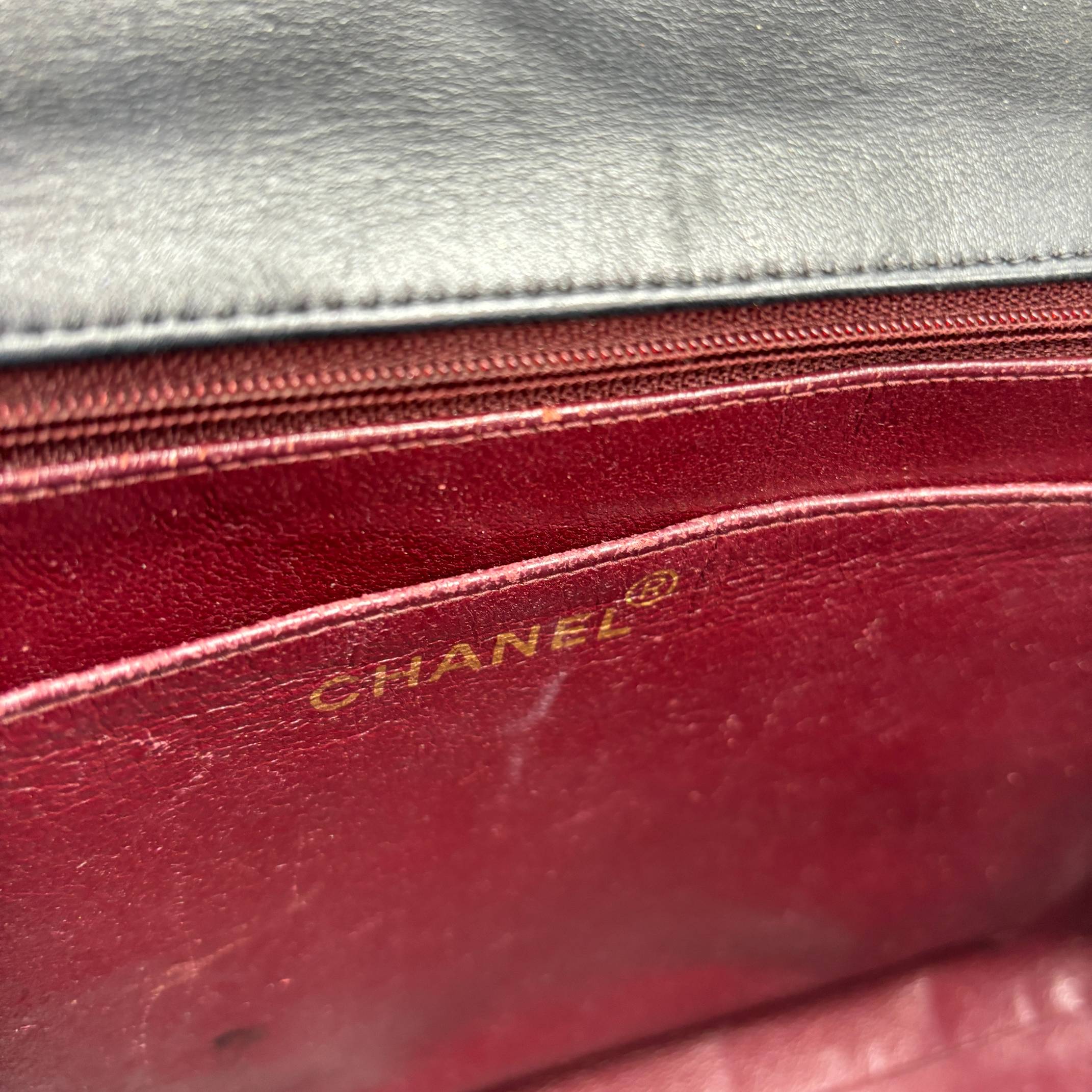 Chanel Timeless / Classique Maxi Single Flap Bag Black Matelassé Leather