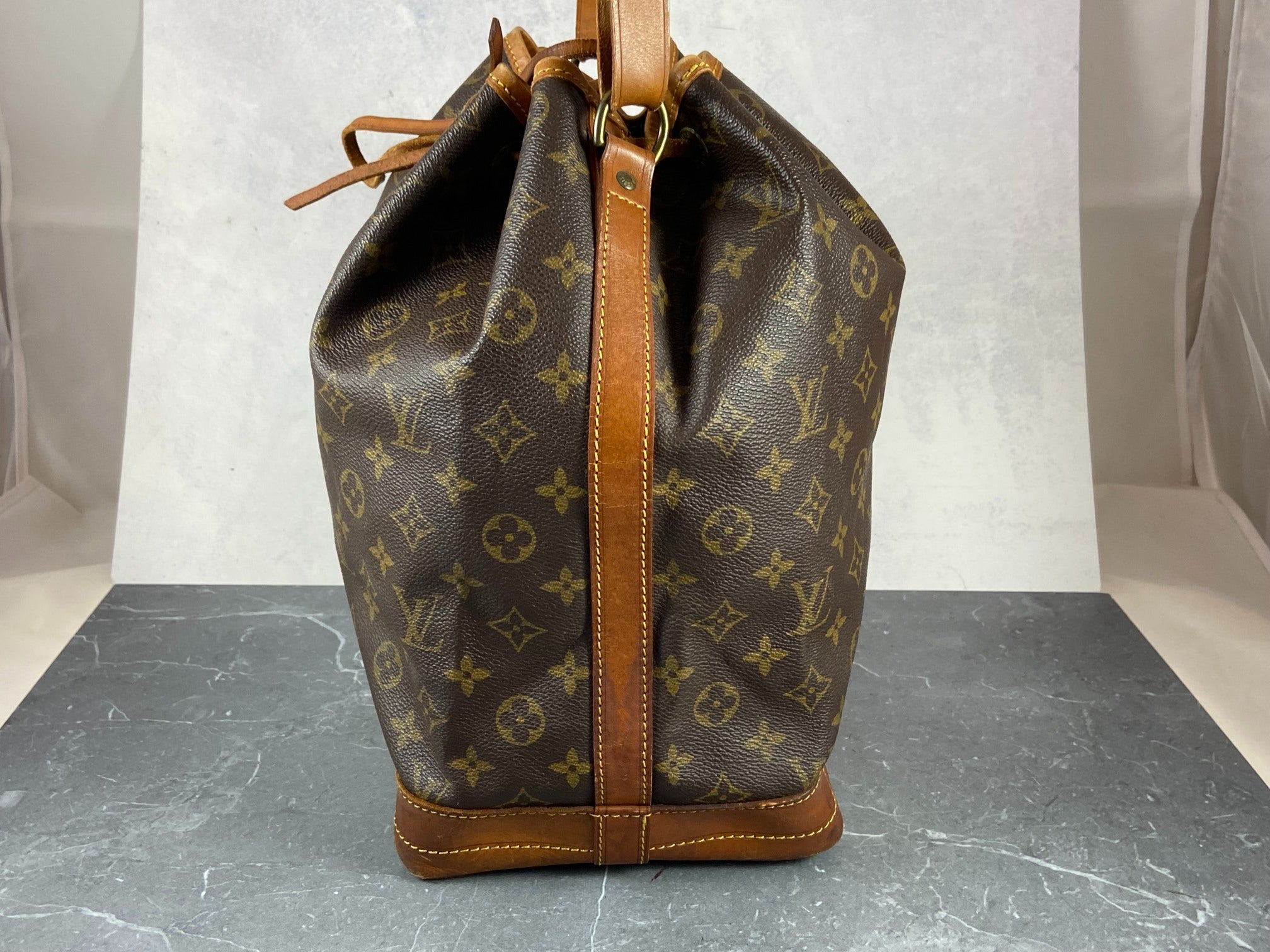 Louis Vuitton Sac Noé Grand Monogram Canvas