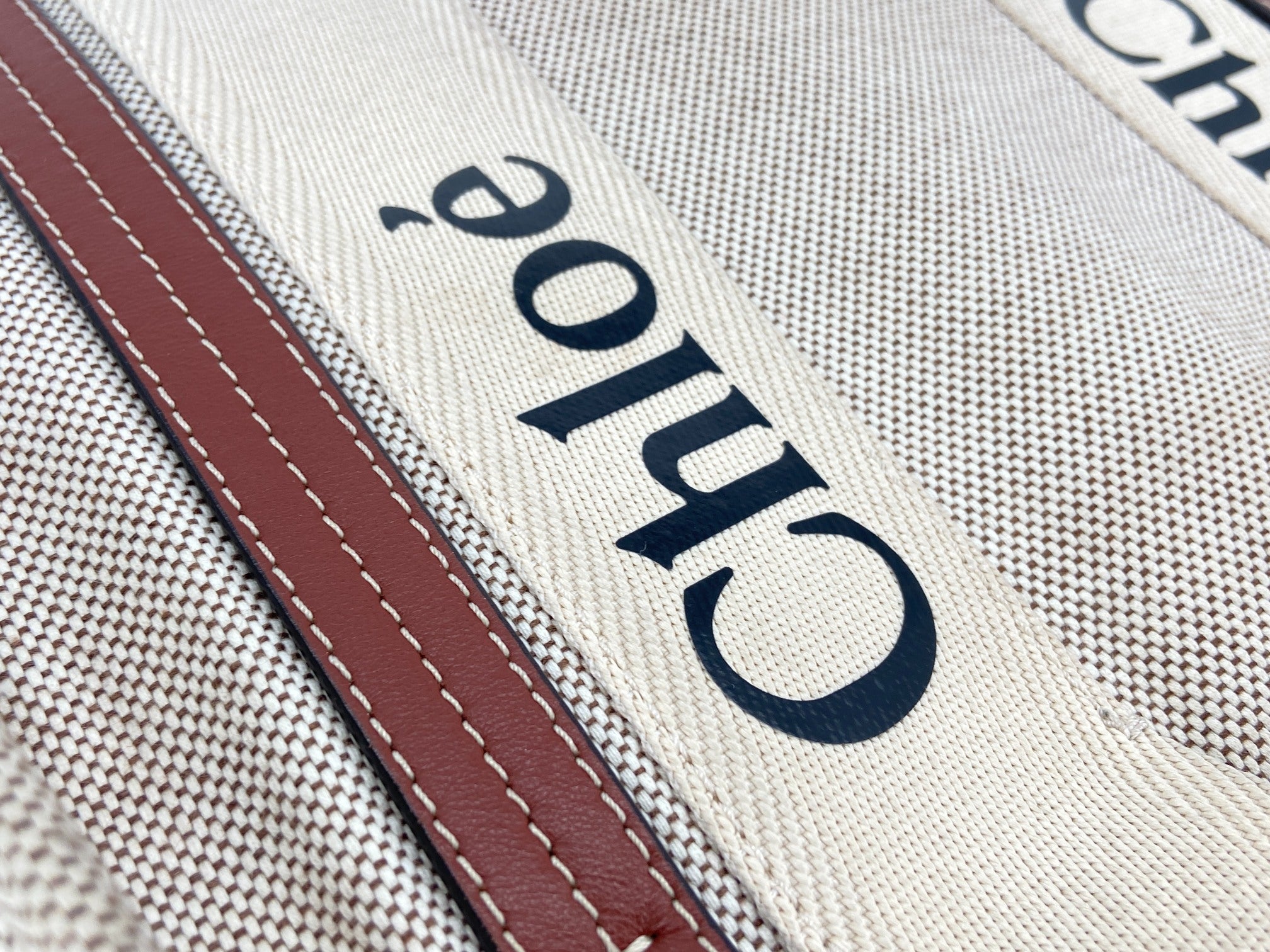 Chloé Woody Tote Bag Beige