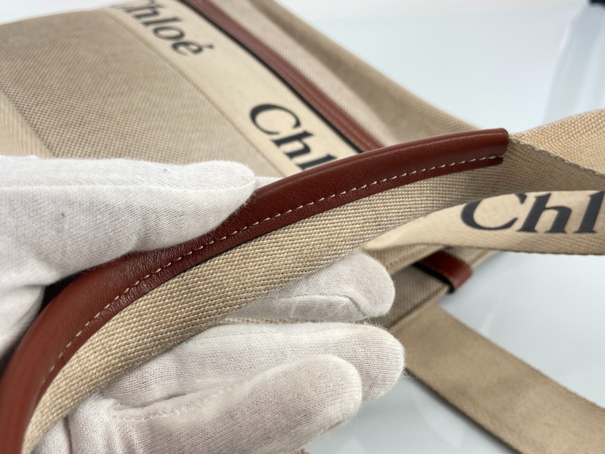 Chloé Woody Tote Bag Beige