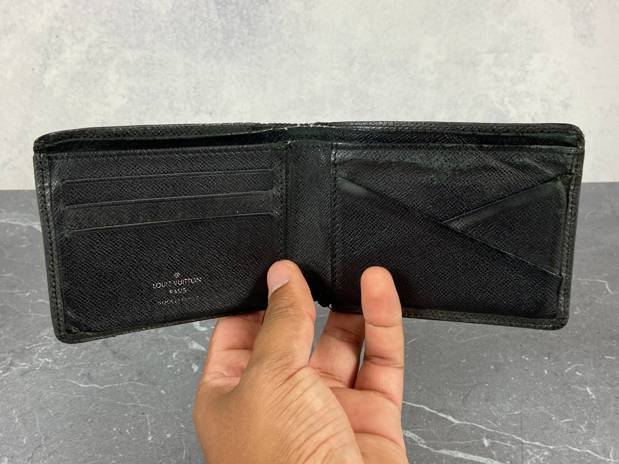 Louis Vuitton Bifold Wallet Black Taiga Leather