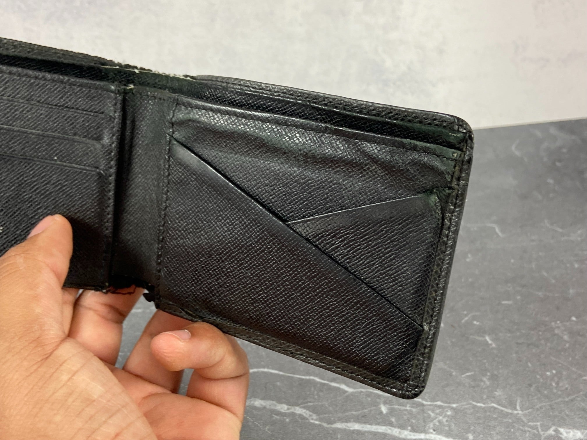 Louis Vuitton Bifold Wallet Black Taiga Leather