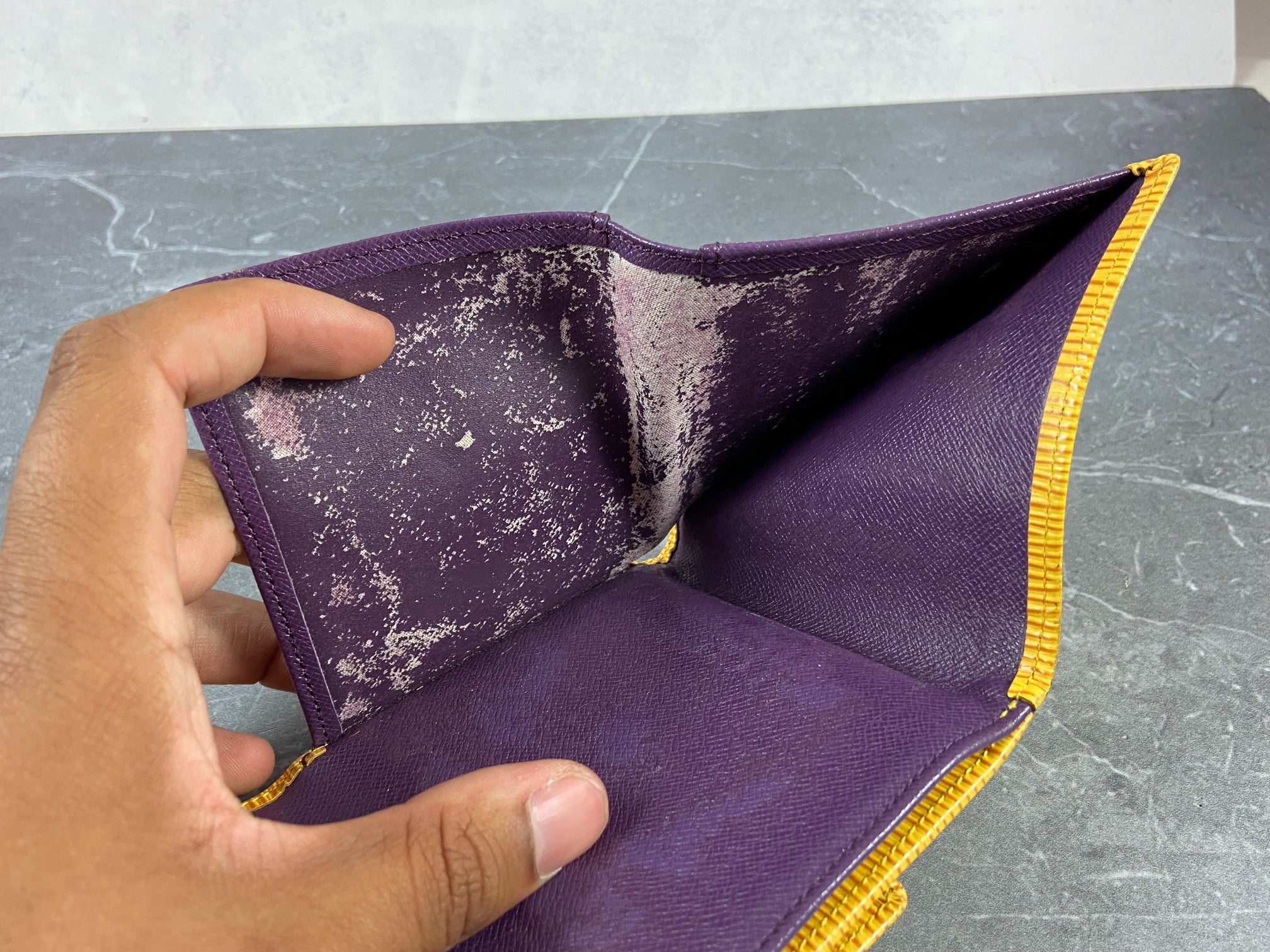 Louis Vuitton Elise Wallet Black Epi Leather