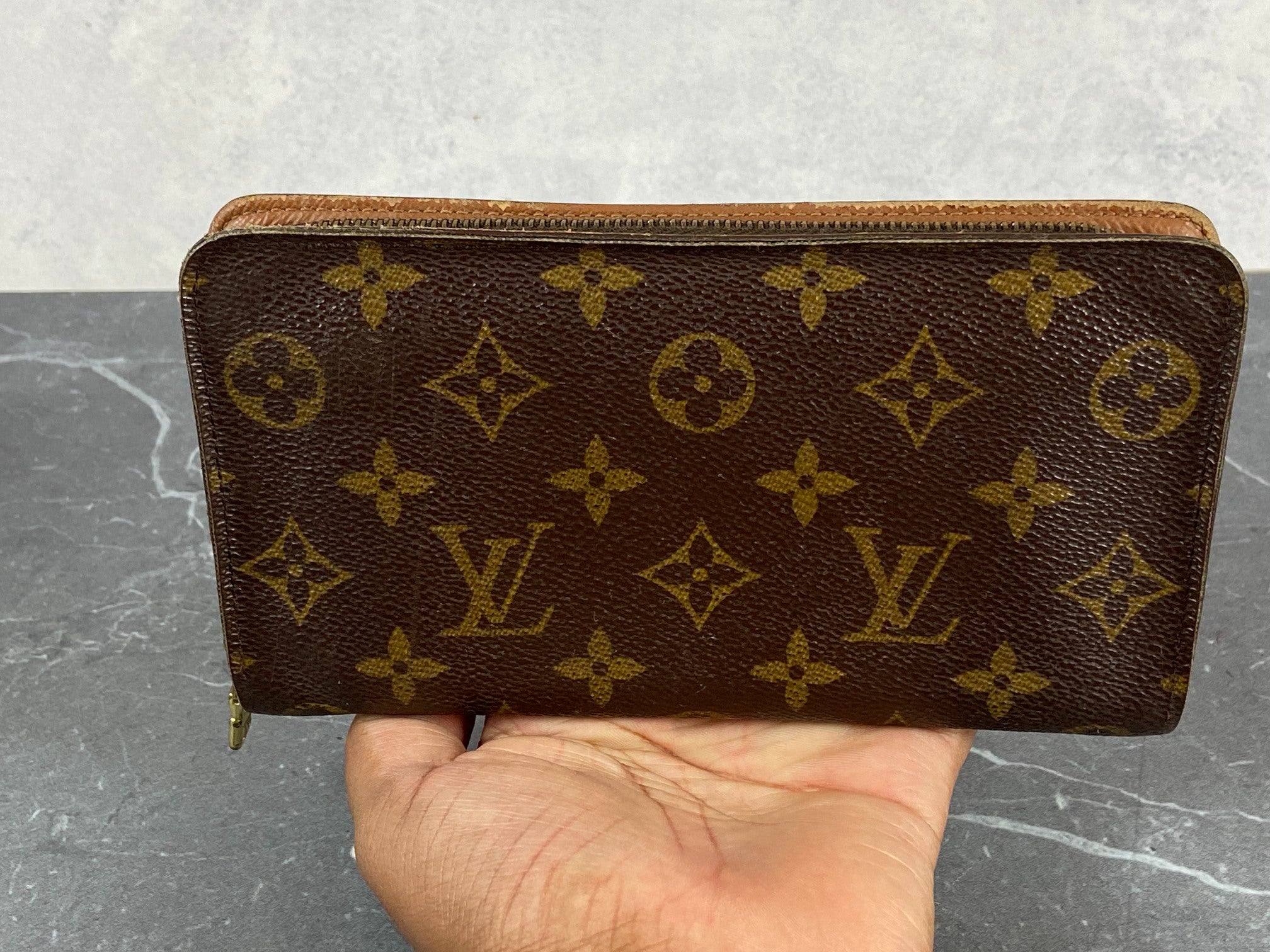 Louis Vuitton Zippy Wallet Monogram Canvas
