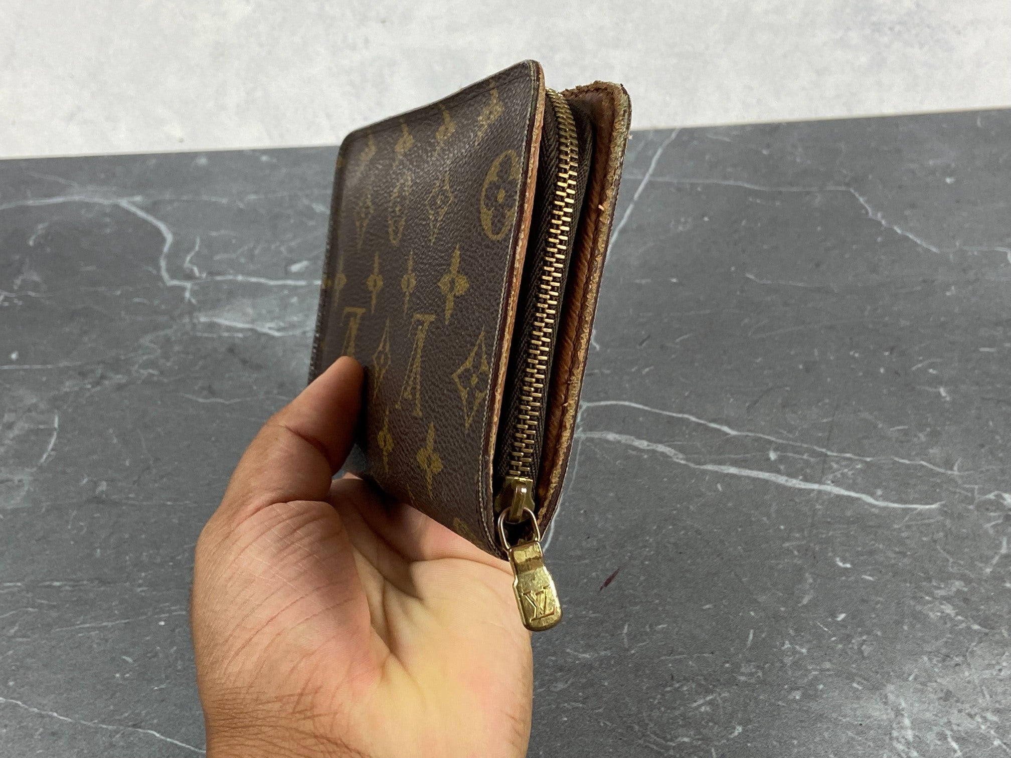 Louis Vuitton Zippy Wallet Monogram Canvas