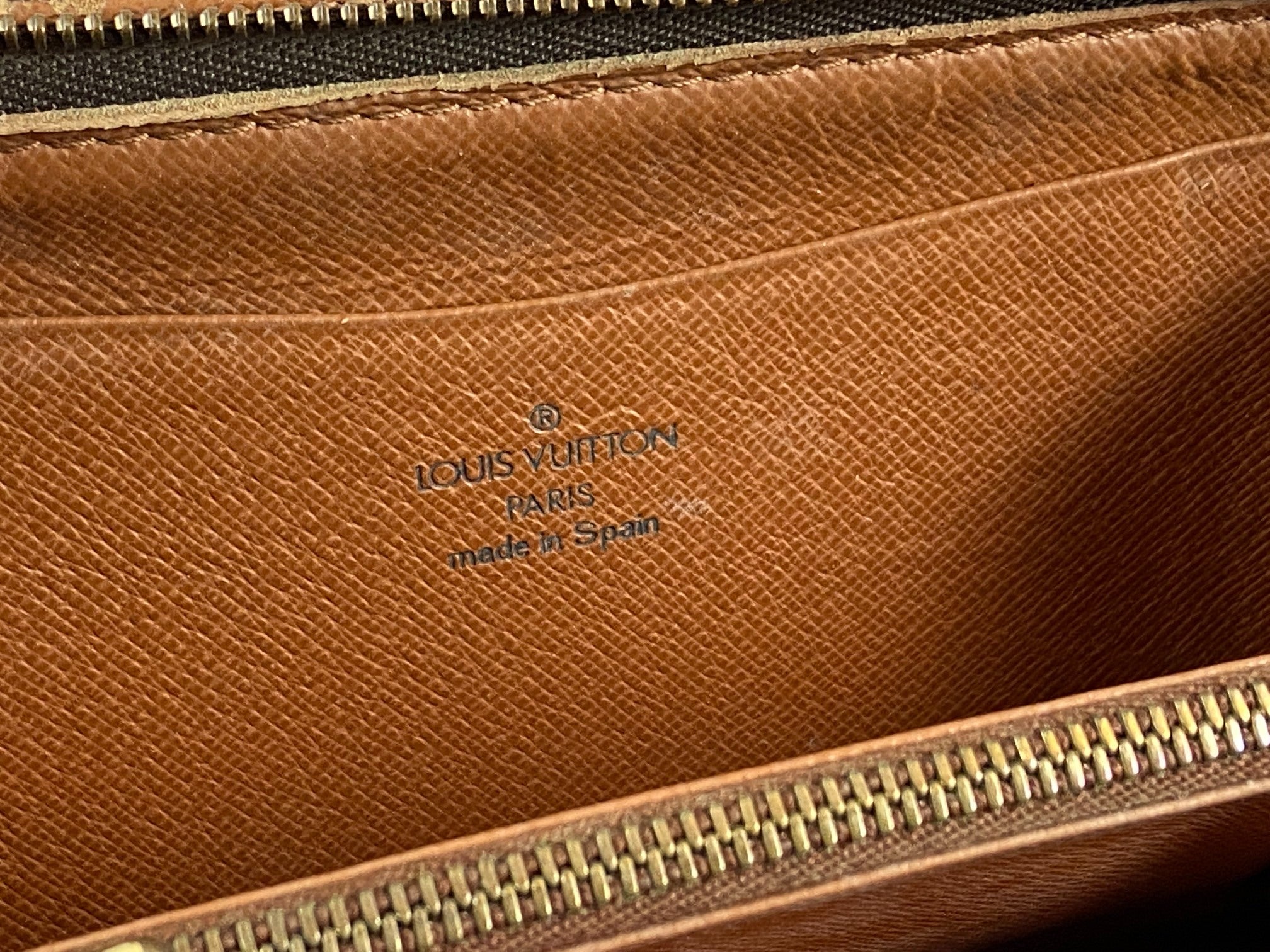 Louis Vuitton Zippy Wallet Monogram Canvas