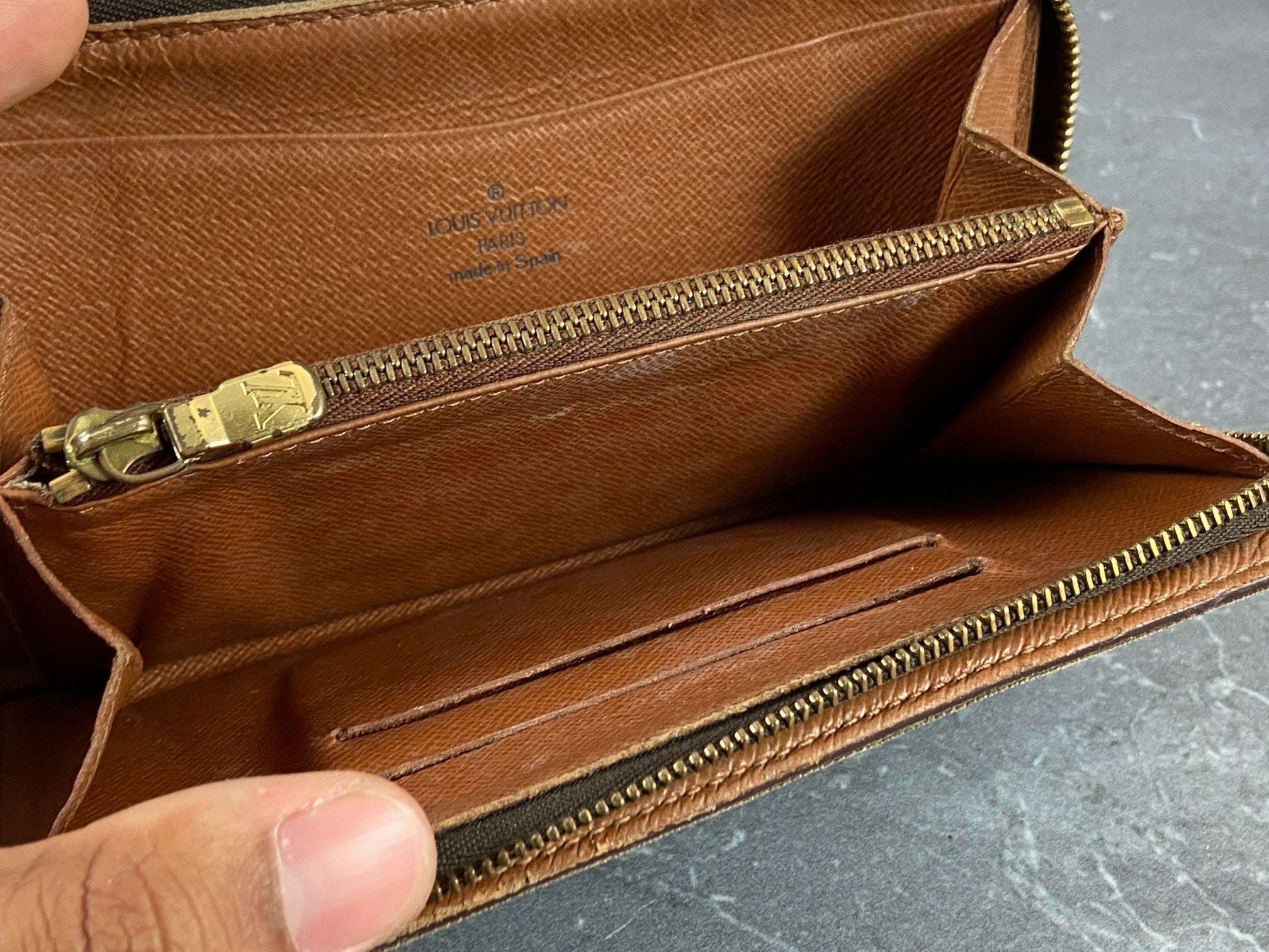 Louis Vuitton Zippy Wallet Monogram Canvas